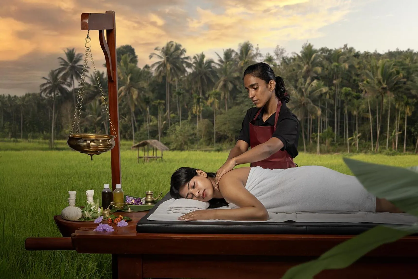 Massage in Crystal Kuruva Nature Resort & Spa