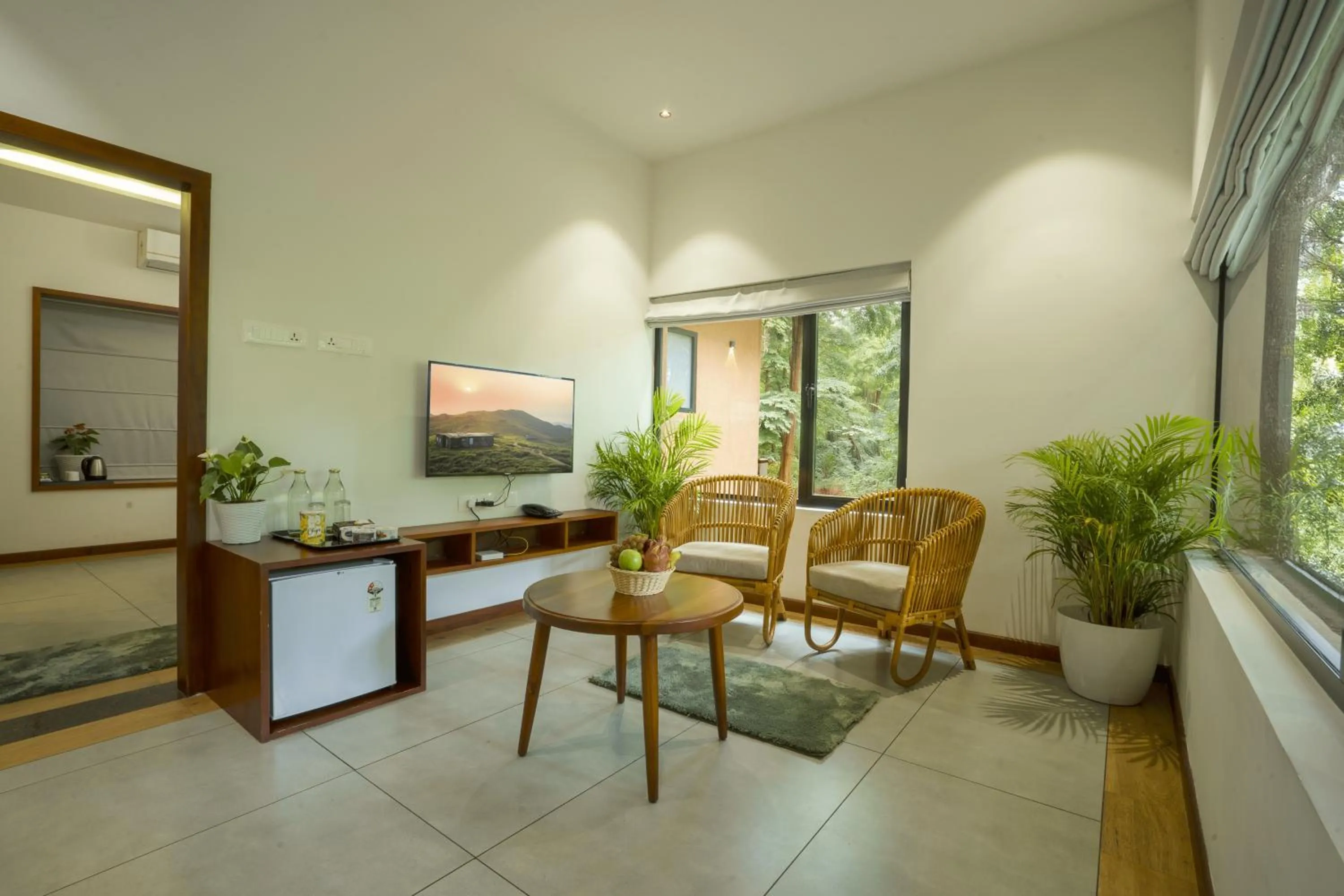 Communal lounge/ TV room in Crystal Kuruva Nature Resort & Spa