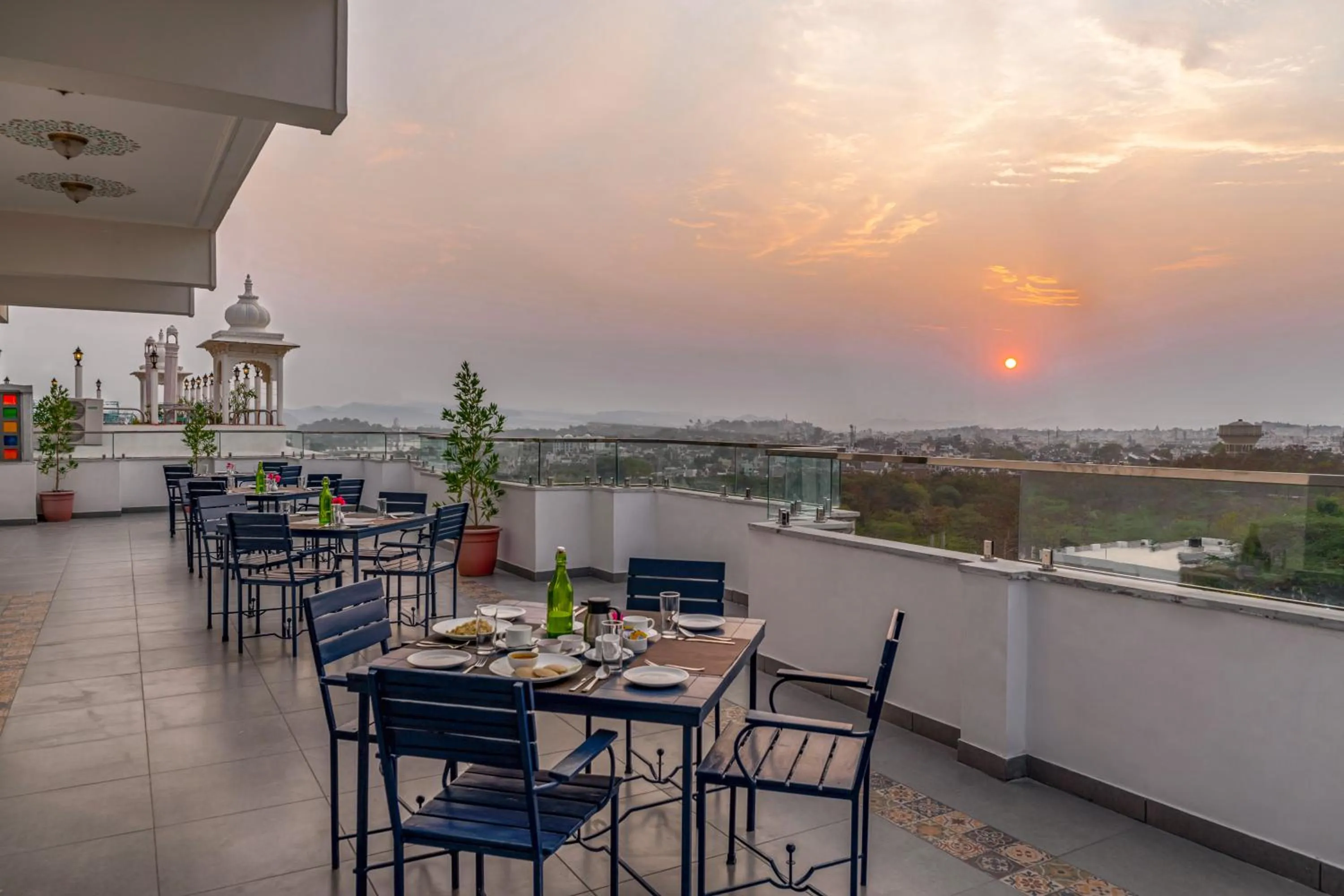 Restaurant/places to eat in Maan Vilas - A Boutique Hotel Udaipur