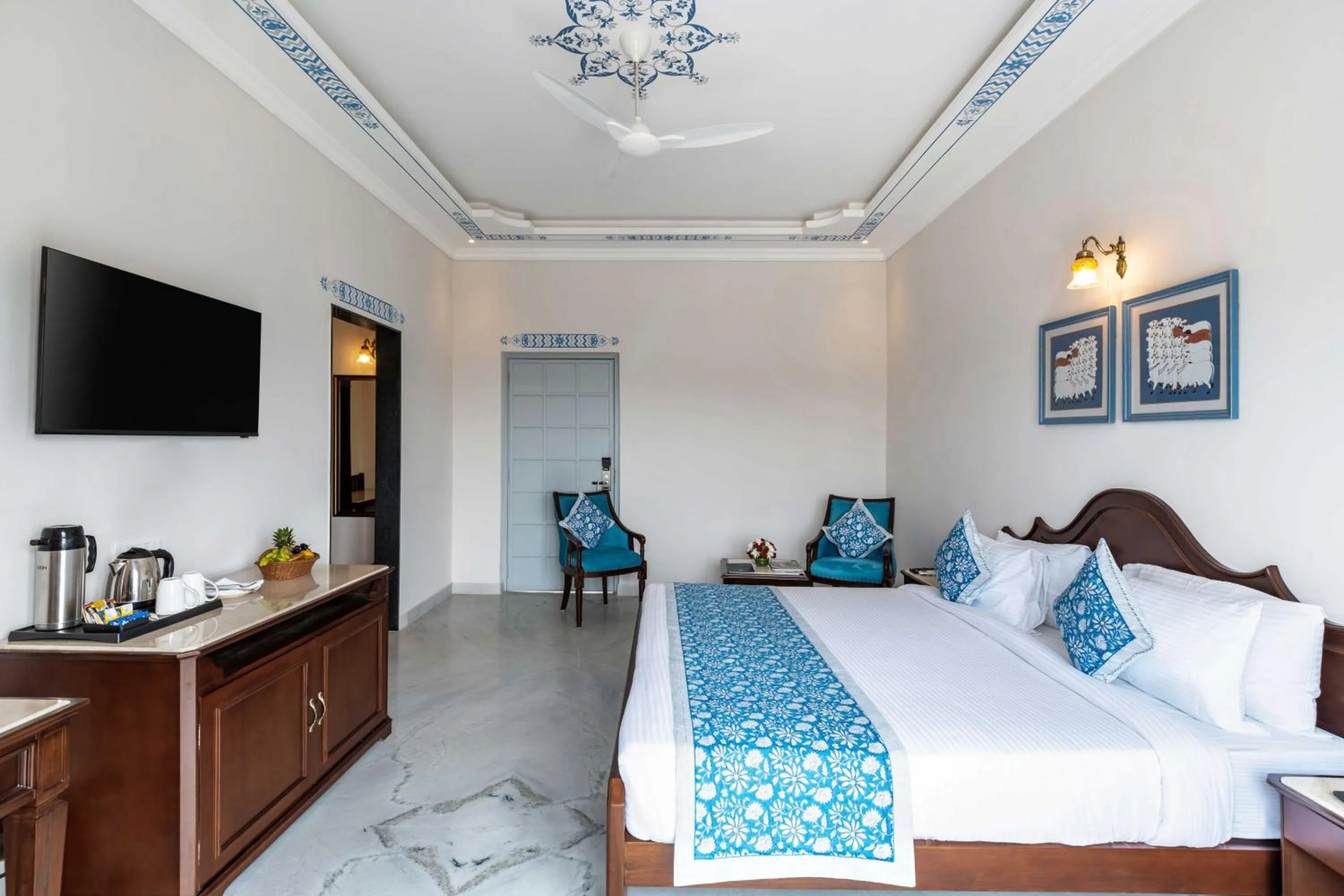 Bed in Maan Vilas - A Boutique Hotel Udaipur