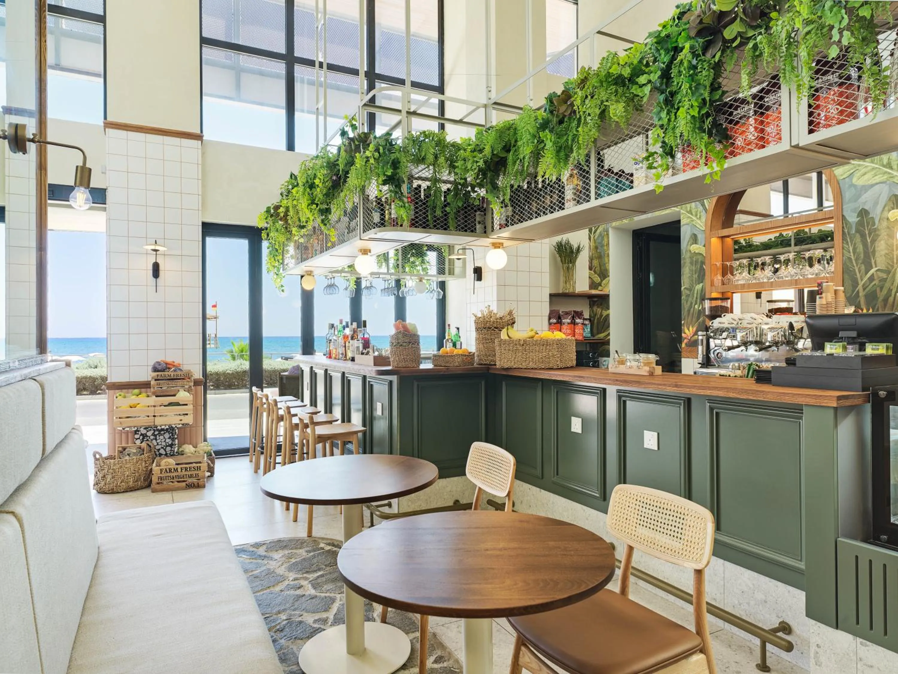 Restaurant/places to eat in LIV Mackenzie Beach Suites Larnaca ADULTS ONLY