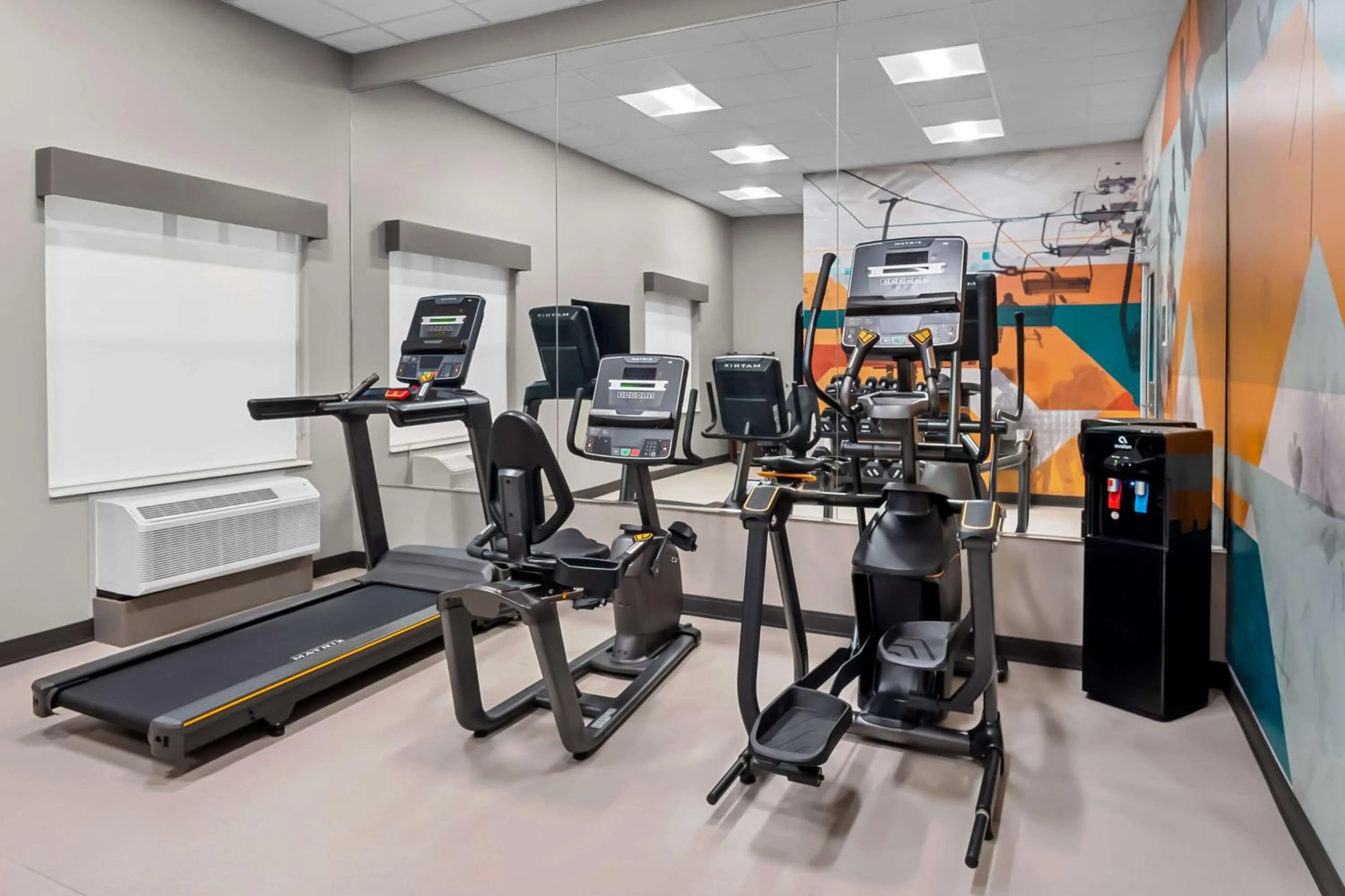 Fitness centre/facilities in Best Western San Bernardino Hotel