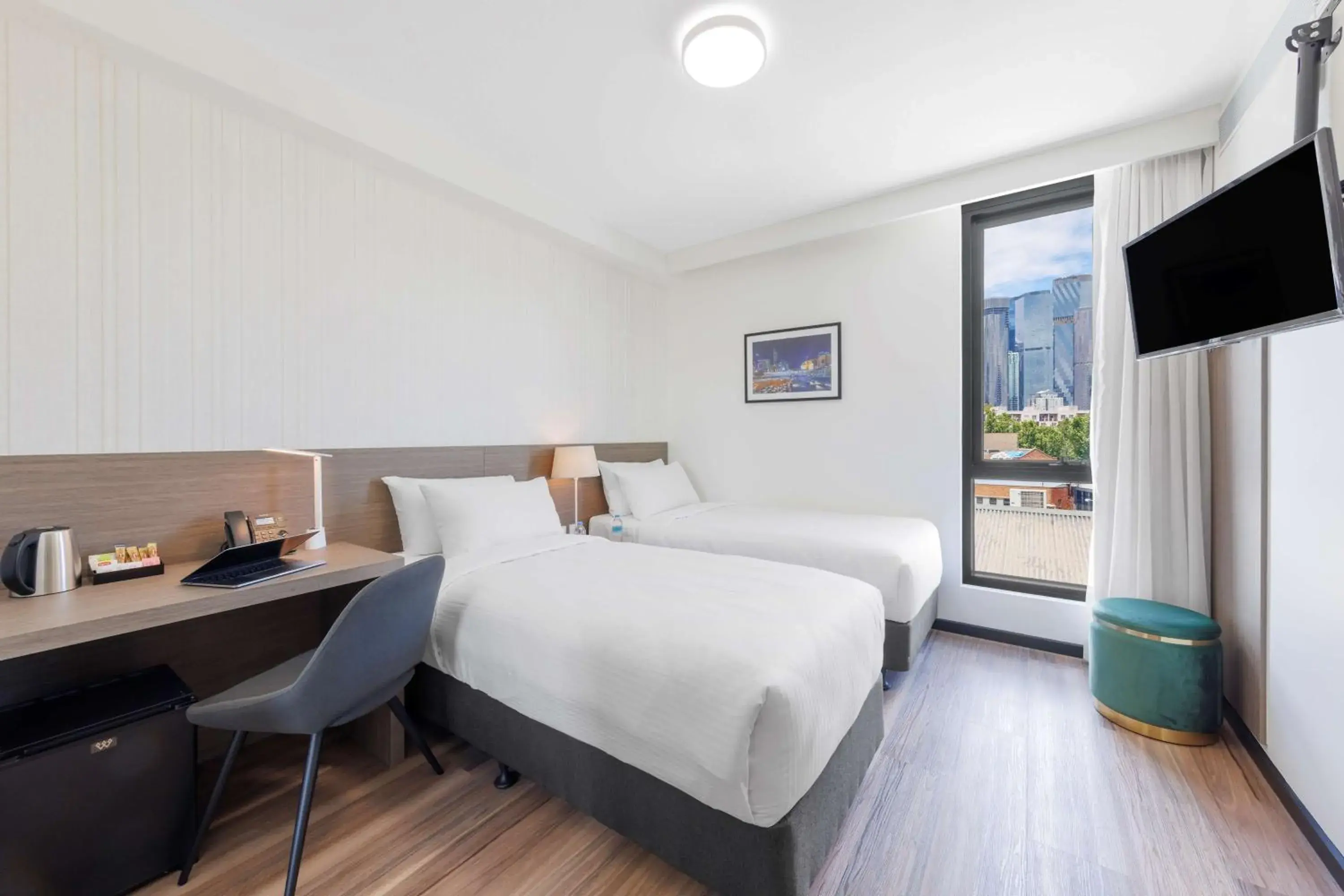 Bed in Best Western Queen Victoria Market Hotel Bed in Best Western Queen Victoria Market Hotel