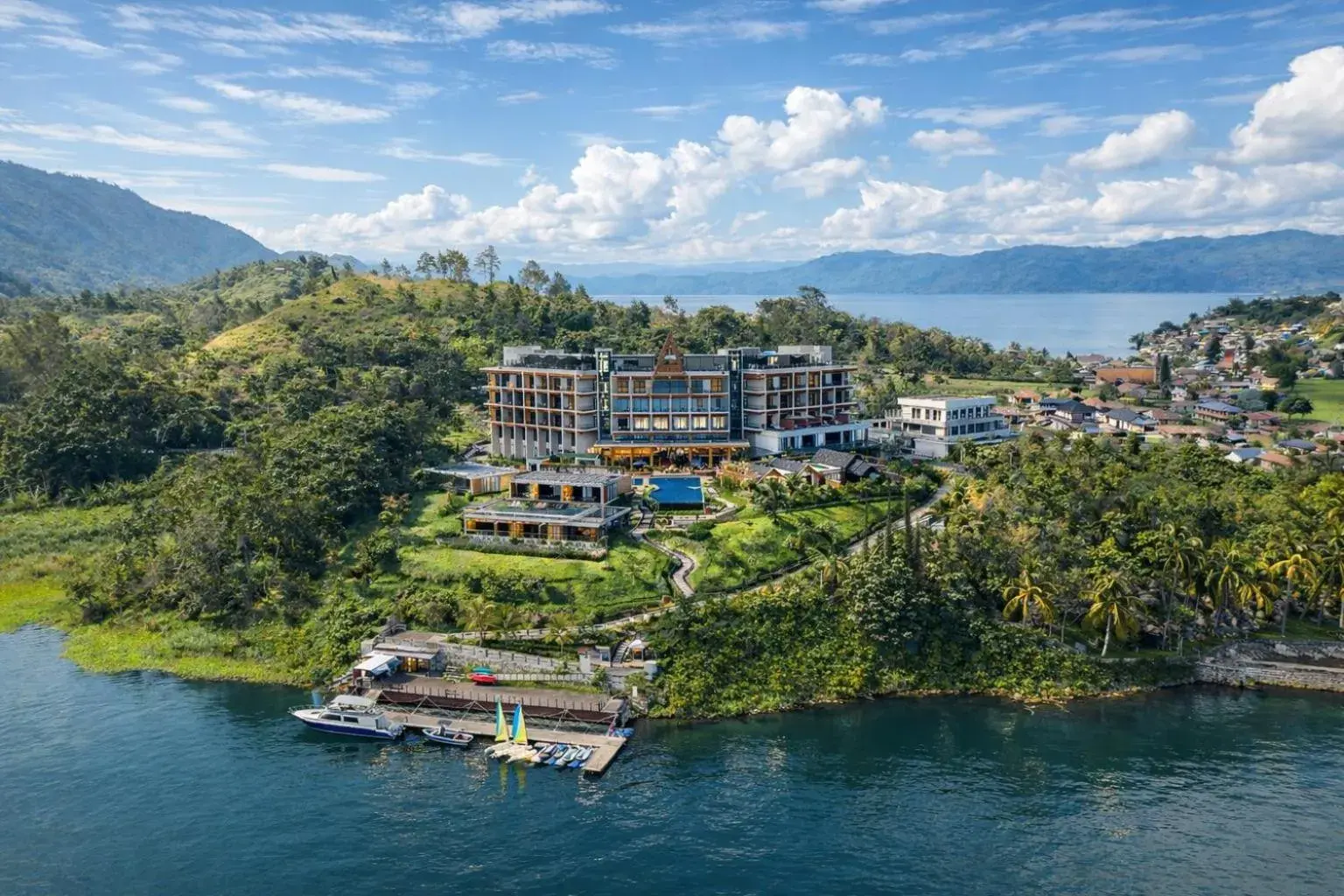 Property building in Marianna Resort And Convention Tuktuk - Samosir, Marclan Collection Property building in Marianna Resort And Convention Tuktuk - Samosir, Marclan Collection