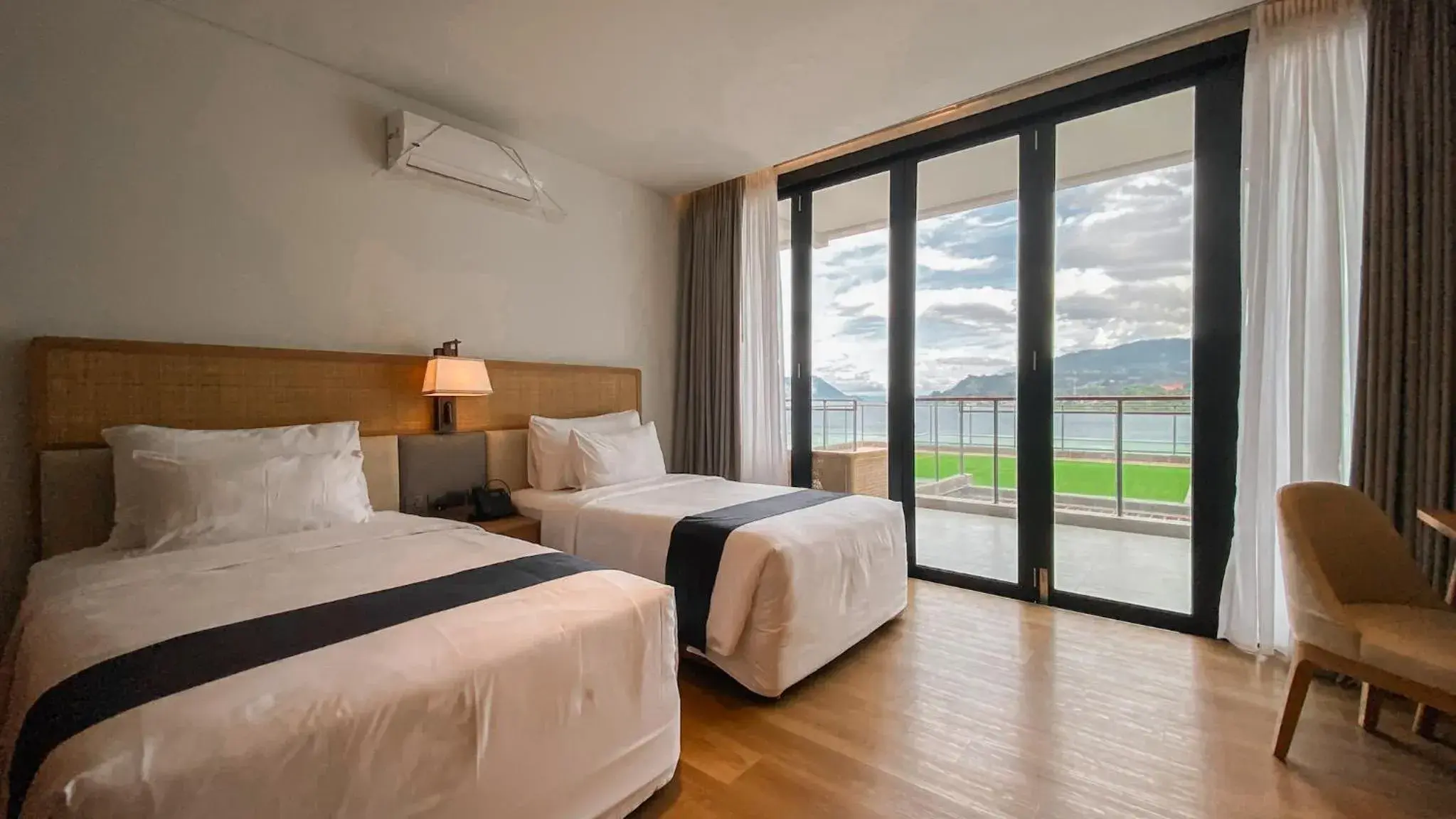 Bedroom, Bed in Marianna Resort And Convention Tuktuk - Samosir, Marclan Collection Bedroom, Bed in Marianna Resort And Convention Tuktuk - Samosir, Marclan Collection