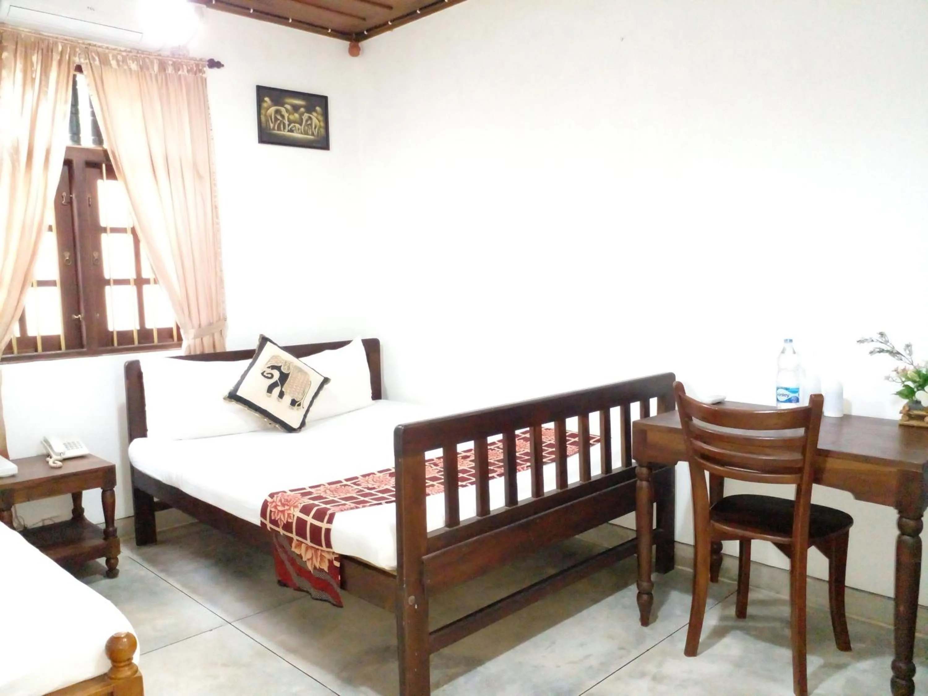 Bed in Muduna Walawwa Resort