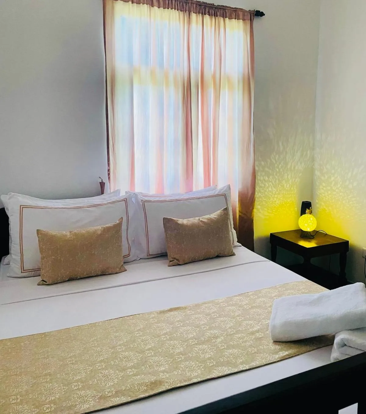 Bed in Muduna Walawwa Resort