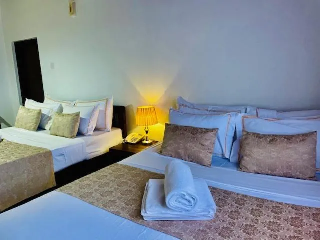 Bed in Muduna Walawwa Resort