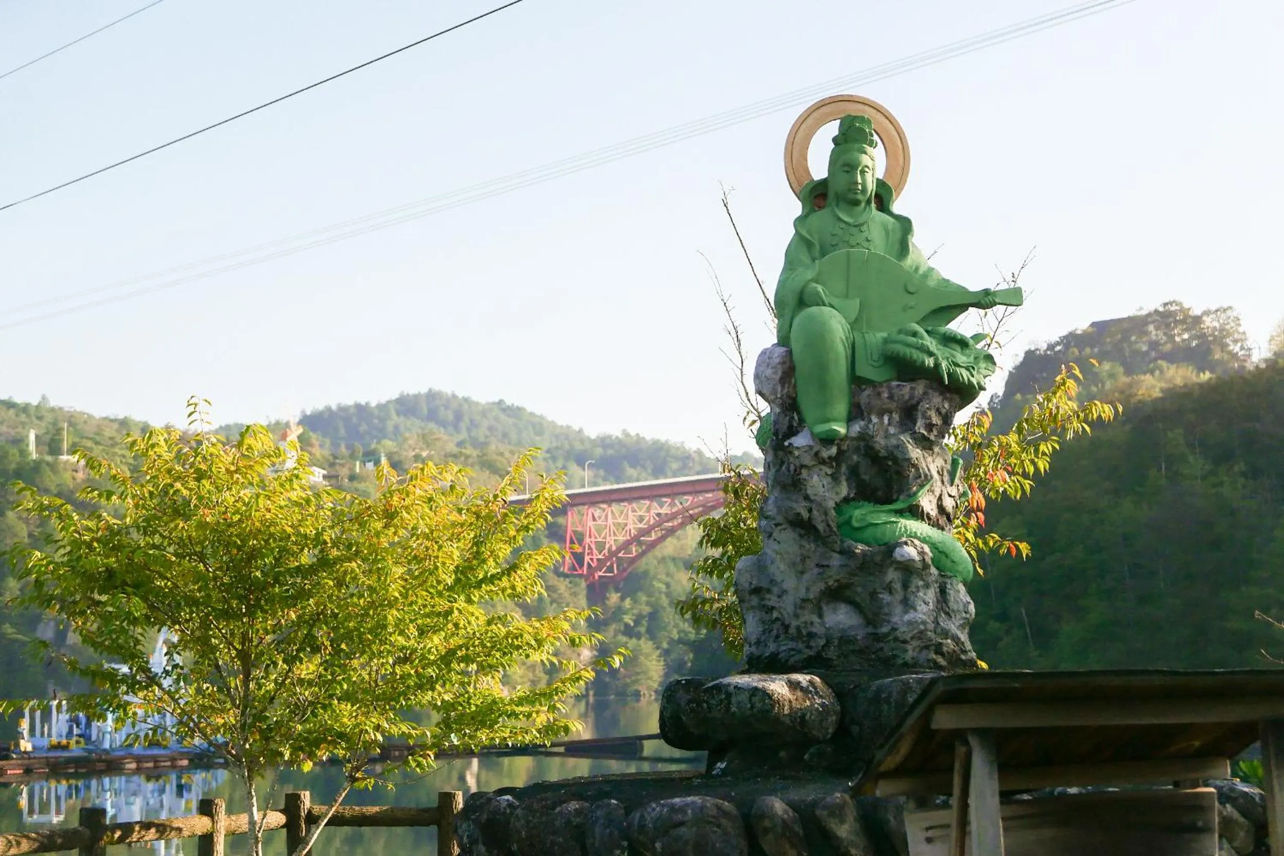 Nearby landmark in Enakyo Onsen Hotel Yuzuriha