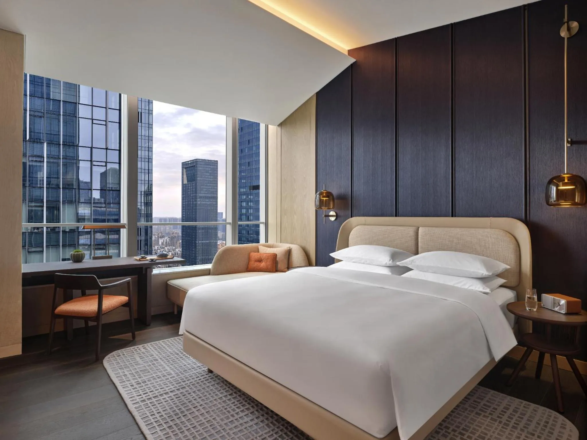 Photo of the whole room, Bed in Andaz Nanjing Hexi, By Hyatt