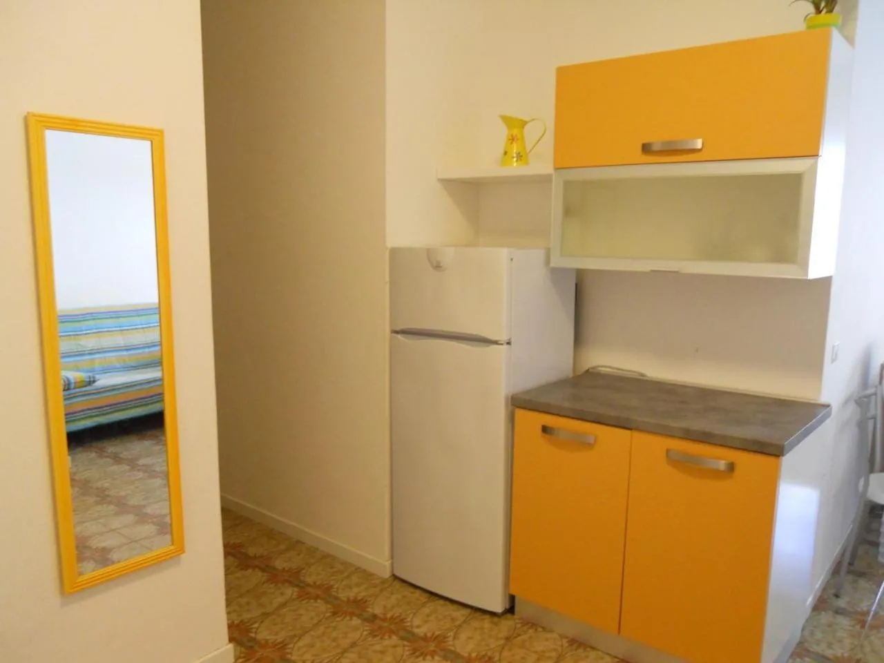 Bright flat with a wide terrace-Beahost