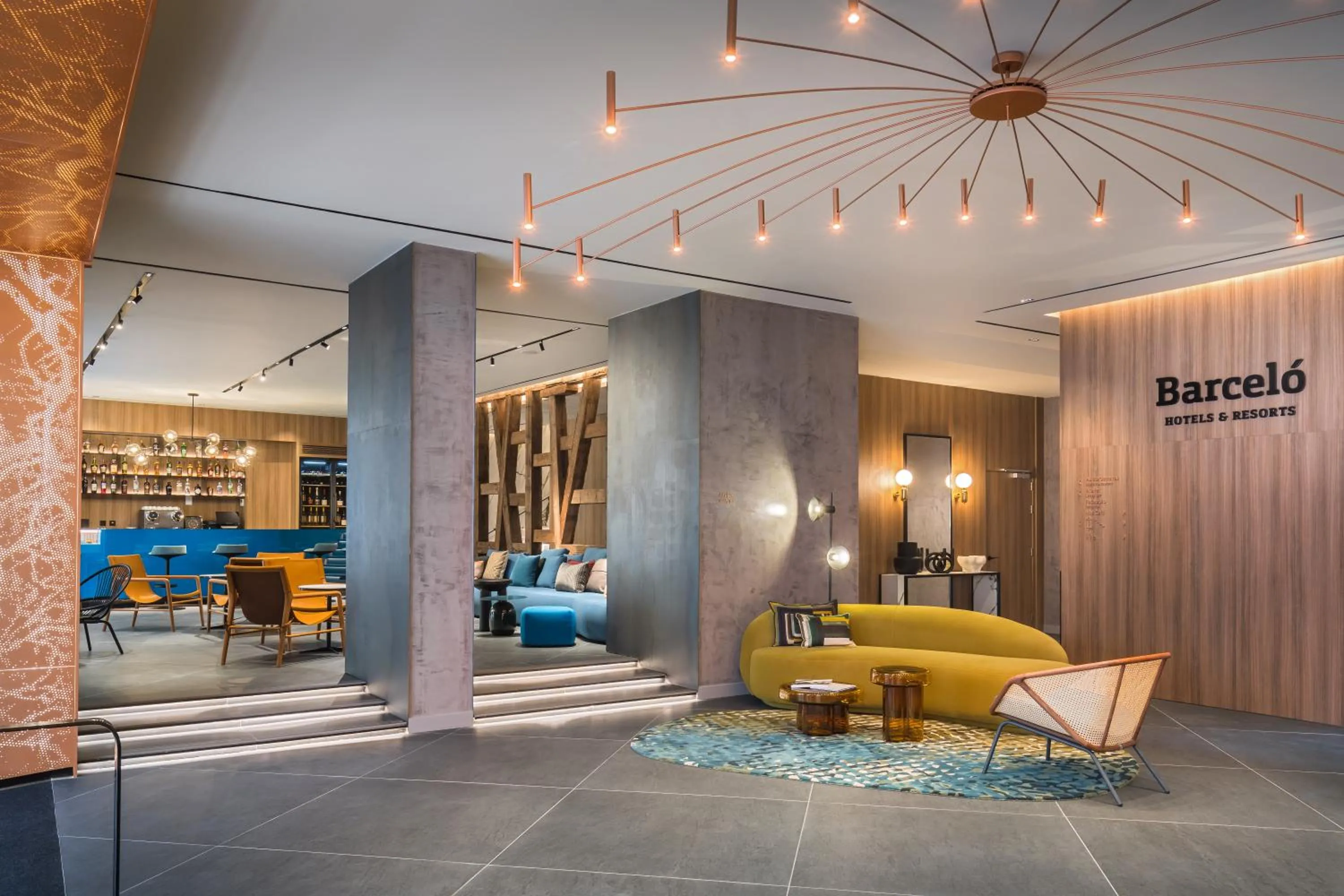 Seating area in Barceló Funchal Oldtown