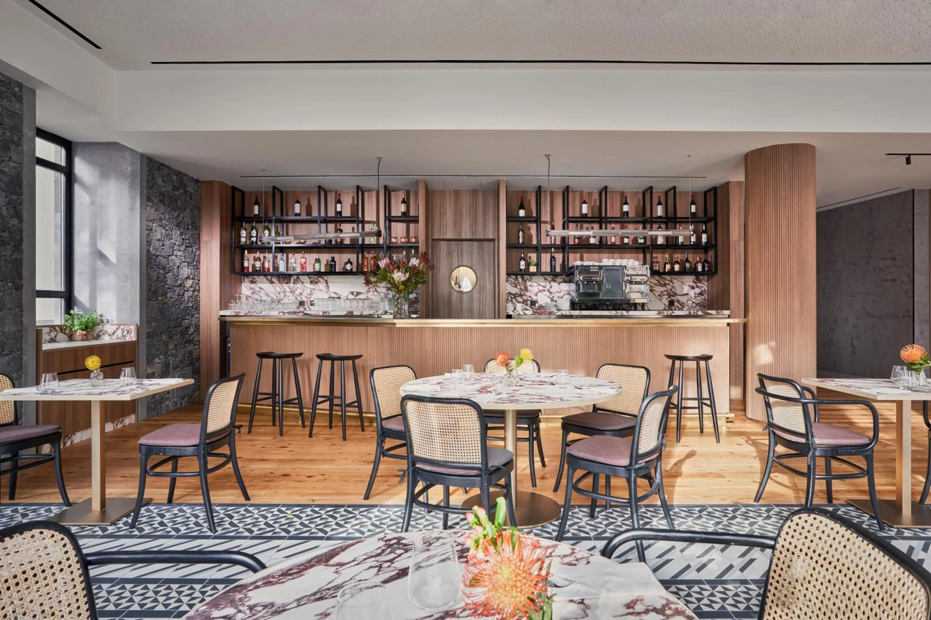 Restaurant/places to eat in Barceló Funchal Oldtown