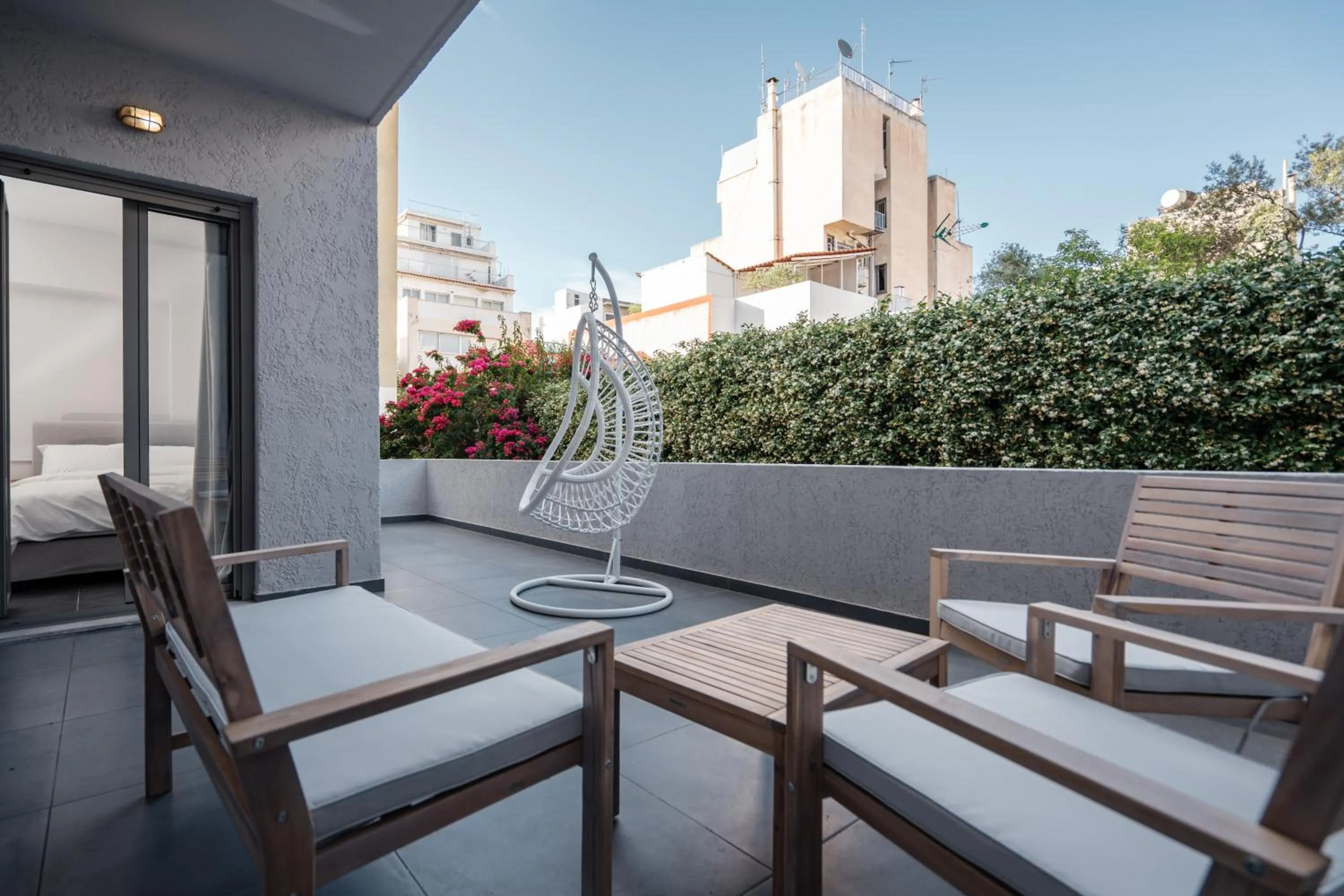 Day in Starlight Residence