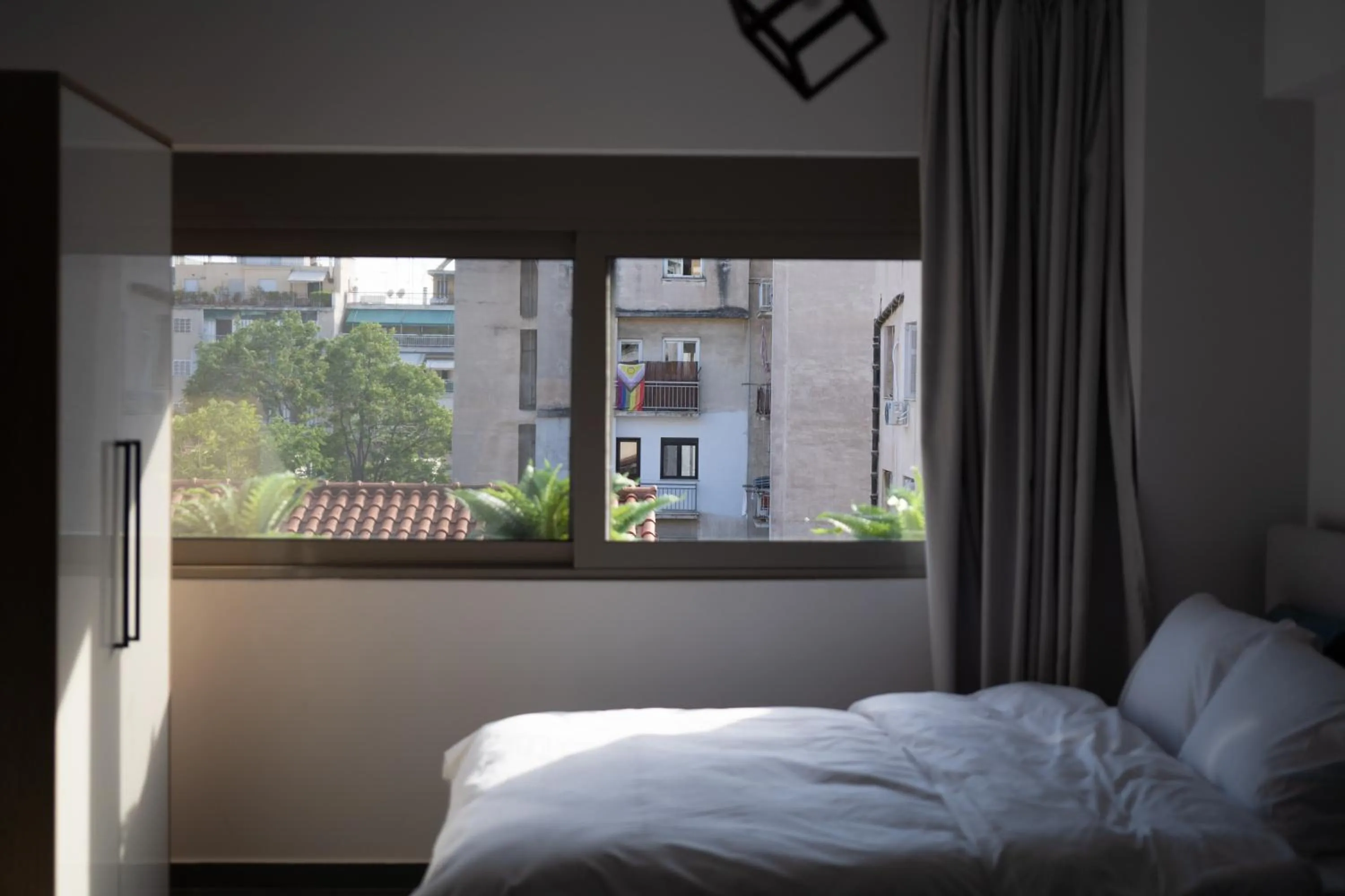 Bed in Starlight Residence