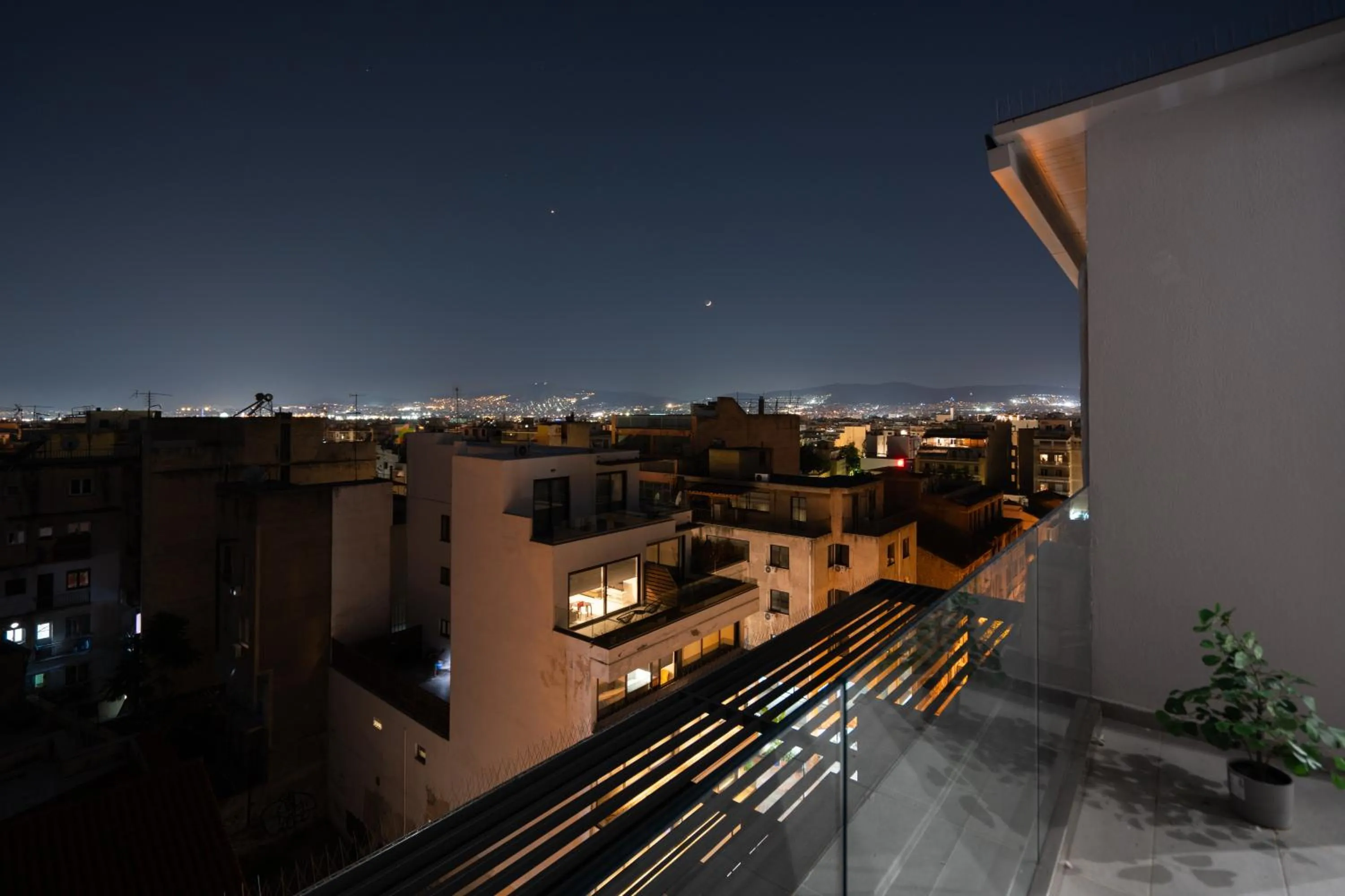 Night in Starlight Residence