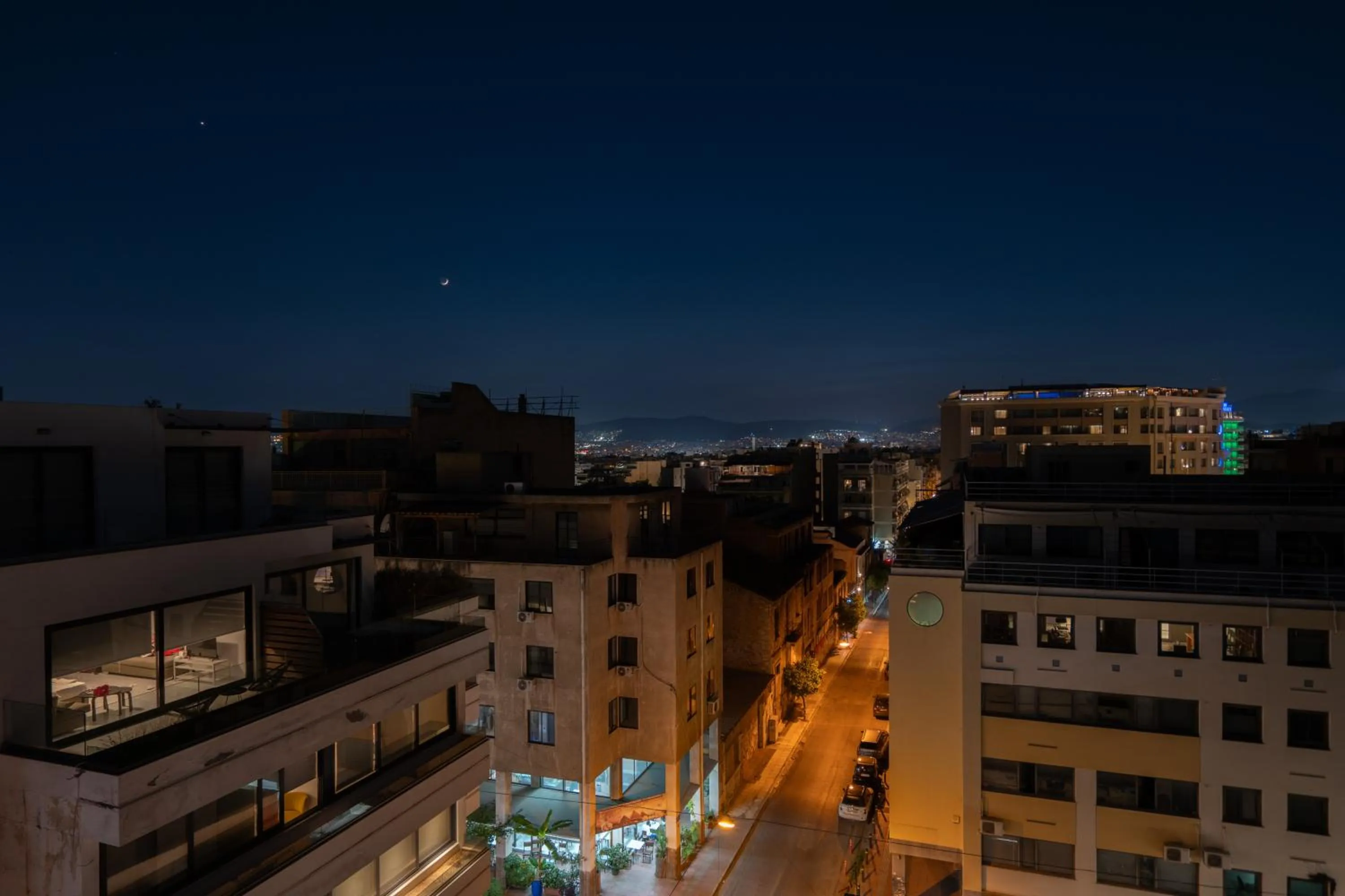 Night in Starlight Residence