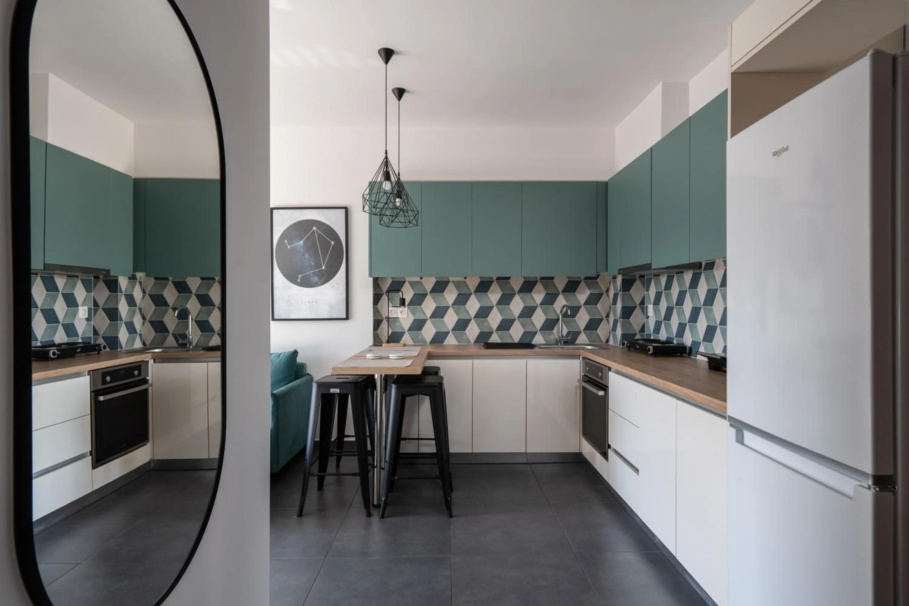 Coffee/tea facilities in Starlight Residence