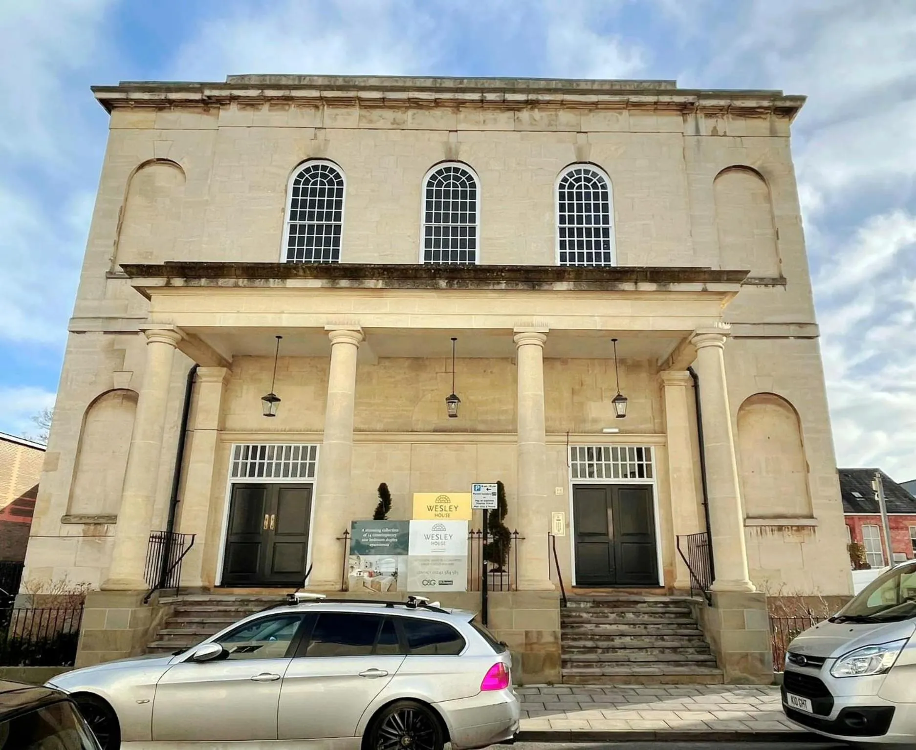 Wesley House - Fantastic Location with Free Parking
