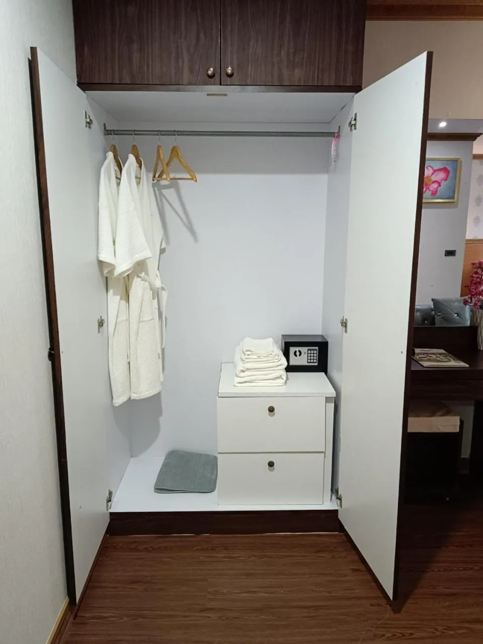 safe in Baan Plaifah Khao Yai Hotel