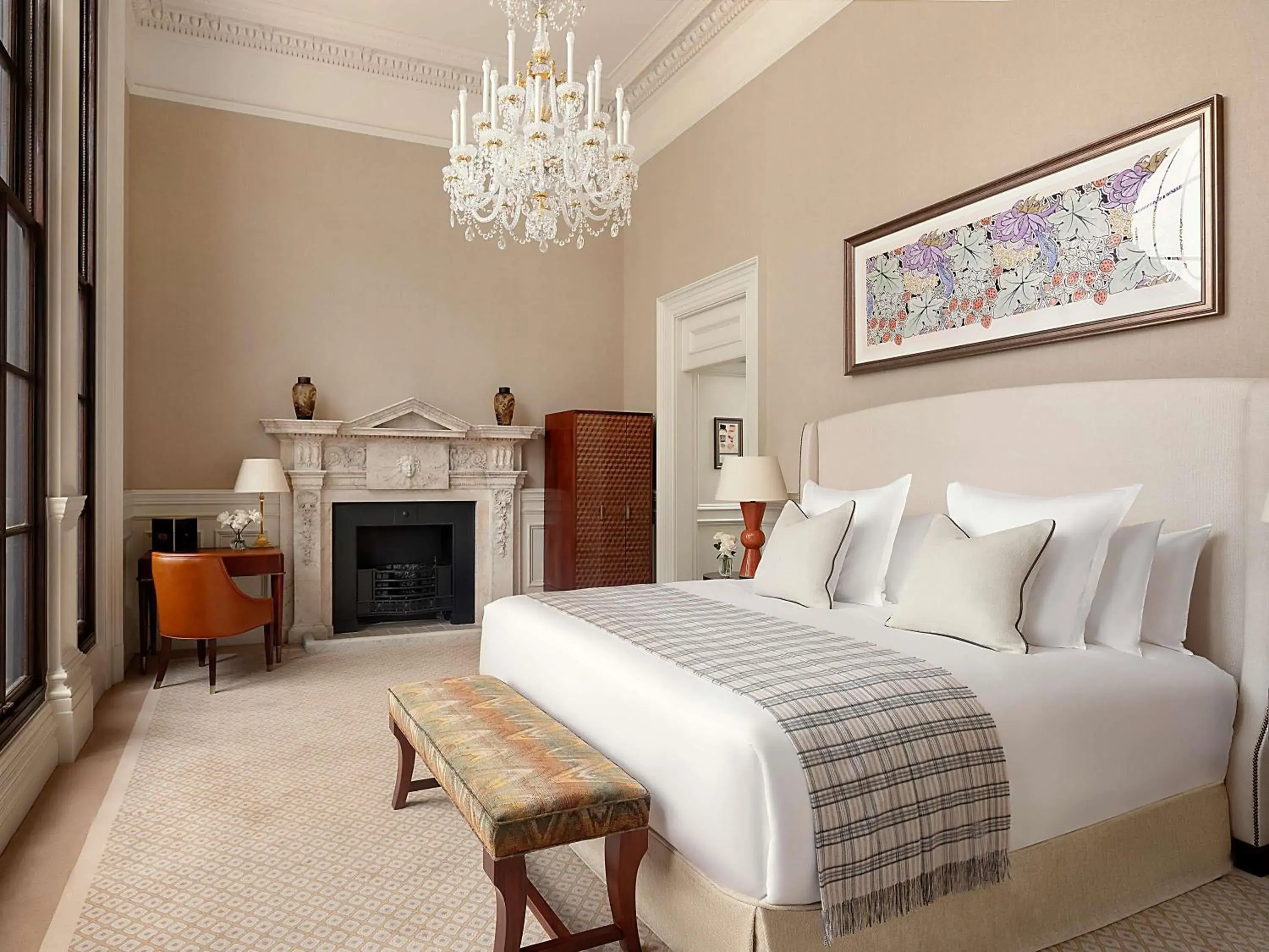 Bedroom, Bed in Raffles London at The OWO Bedroom, Bed in Raffles London at The OWO