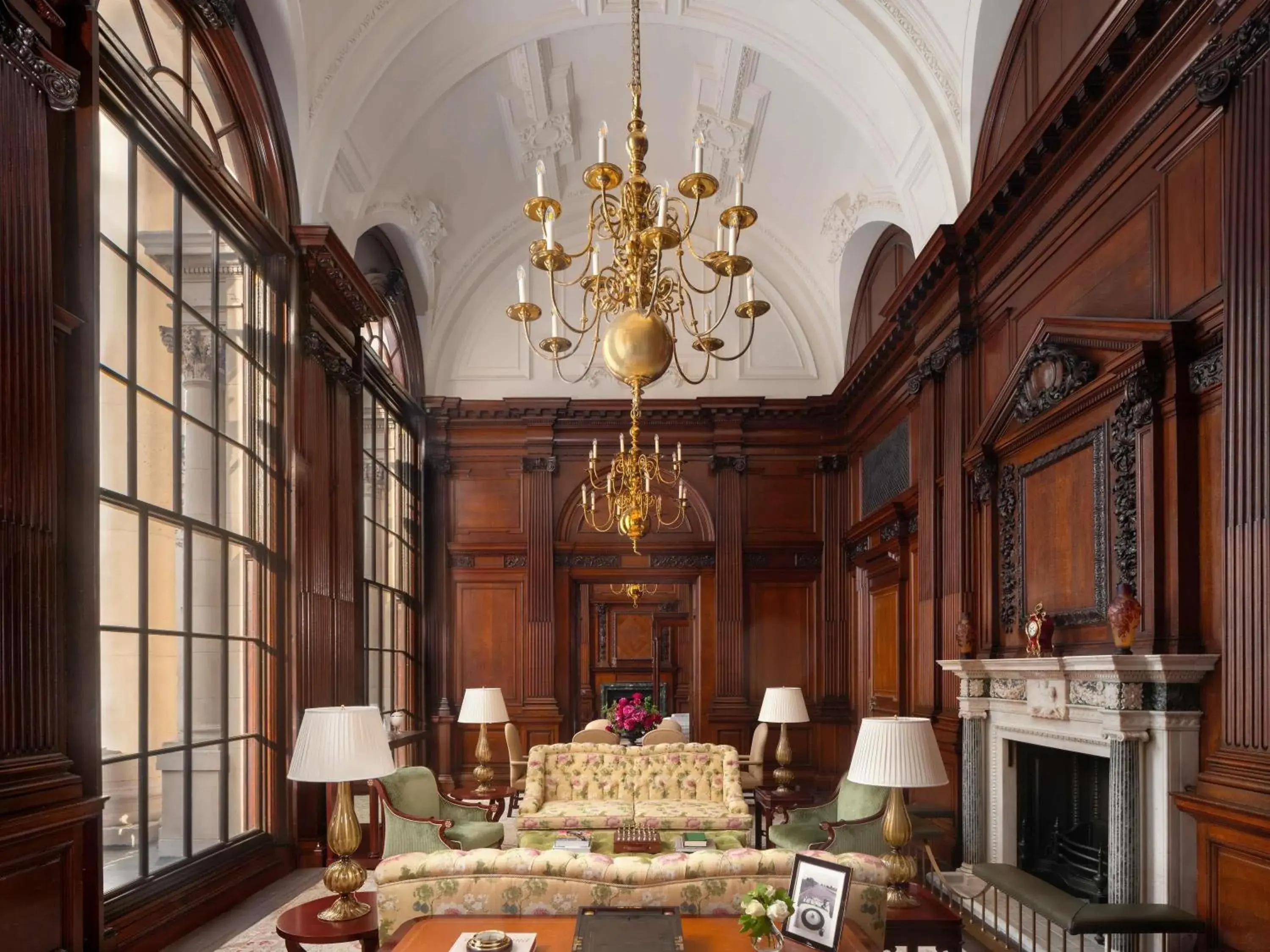 Bedroom in Raffles London at The OWO Bedroom in Raffles London at The OWO