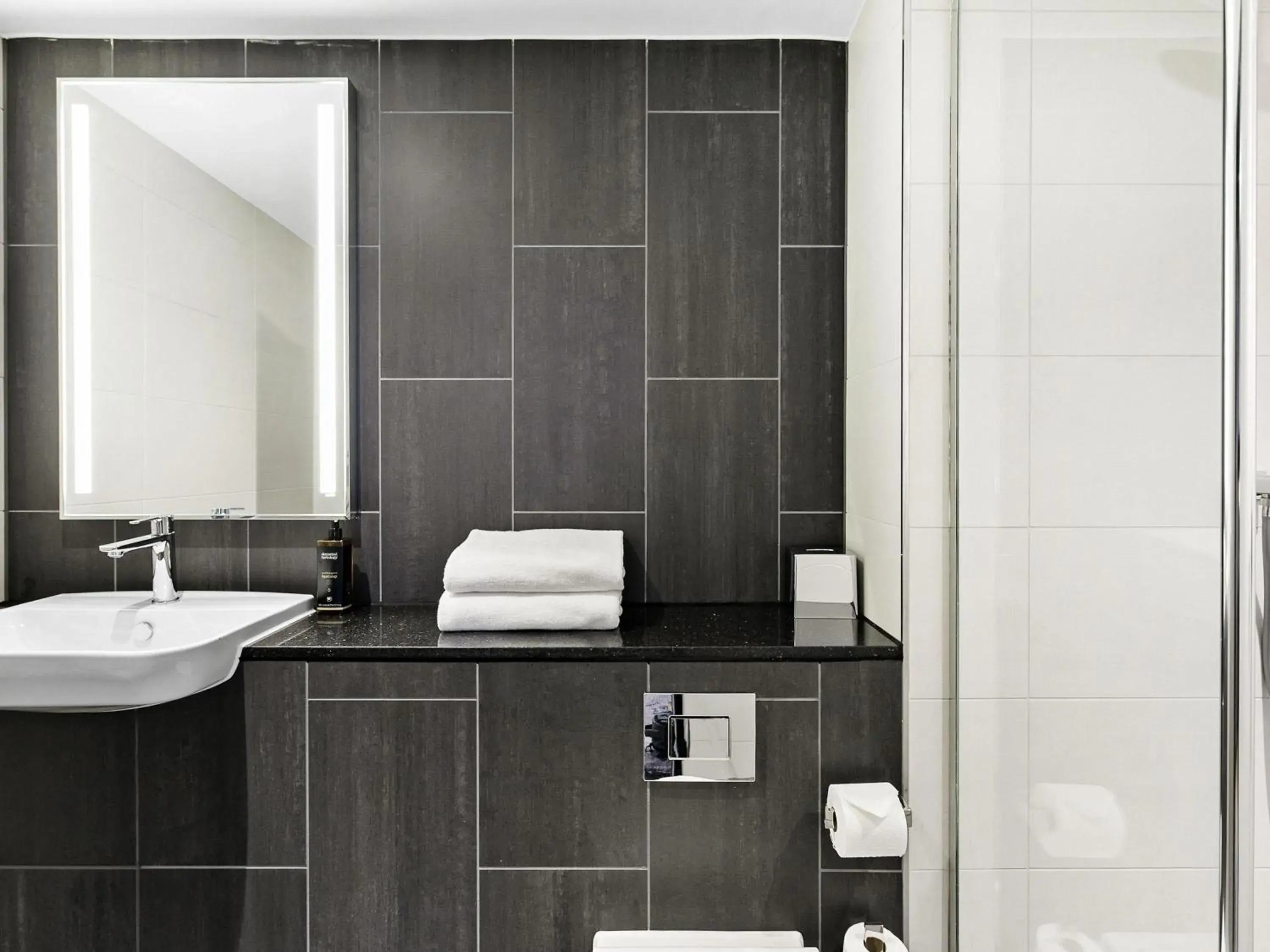 Bedroom in Mercure Paignton Hotel Bedroom in Mercure Paignton Hotel