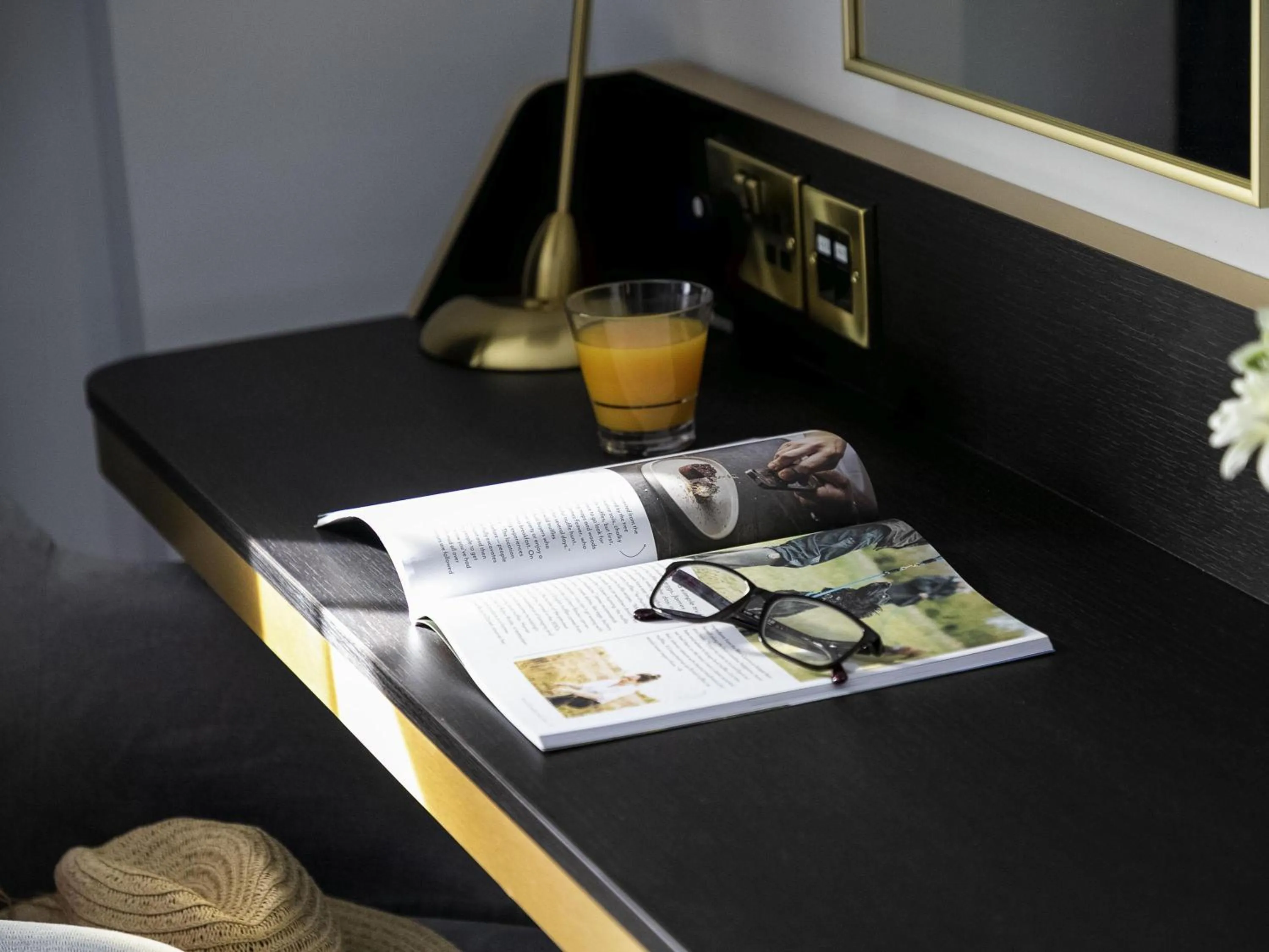 Bedroom in Mercure Paignton Hotel