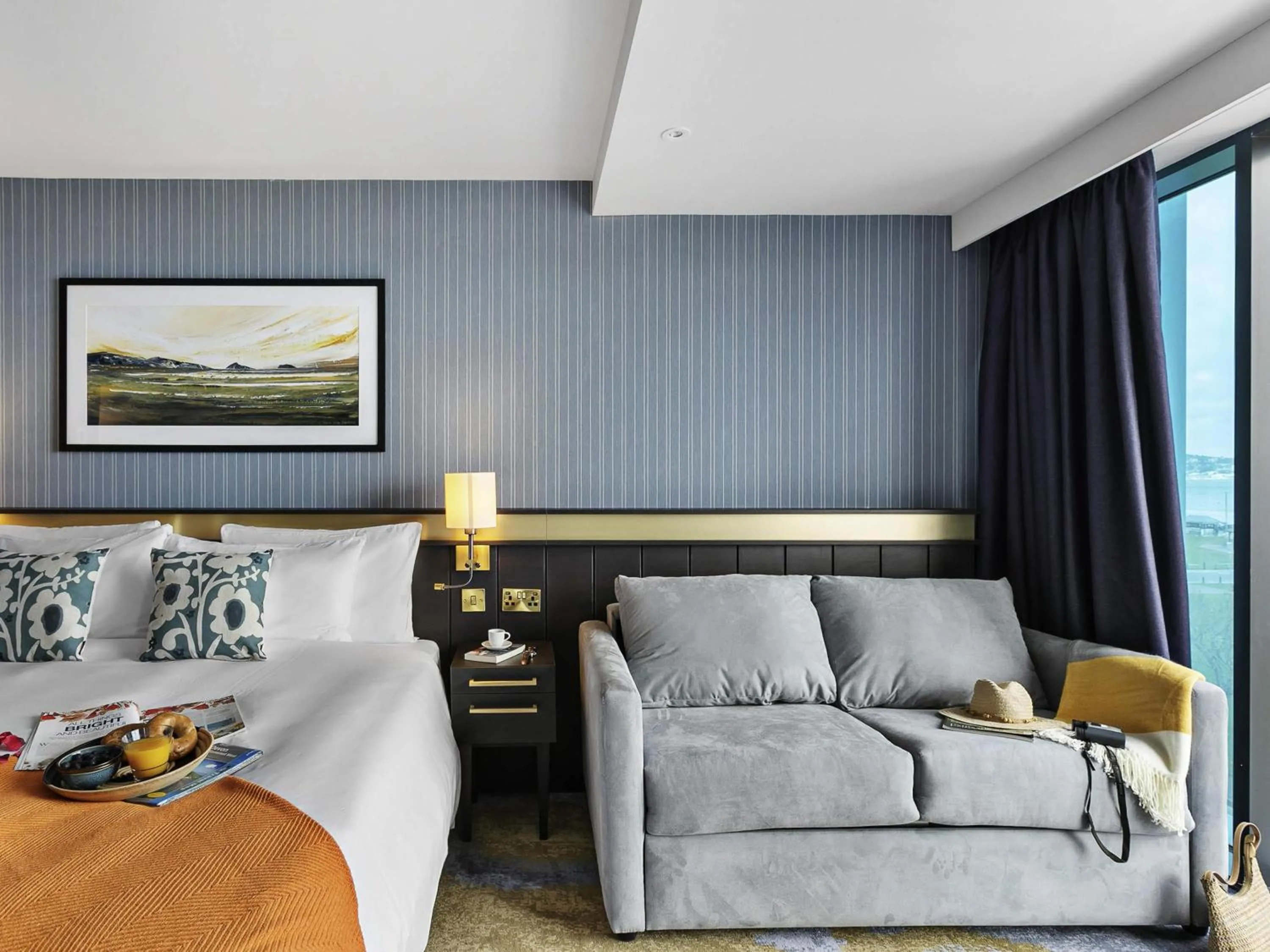 Bedroom in Mercure Paignton Hotel