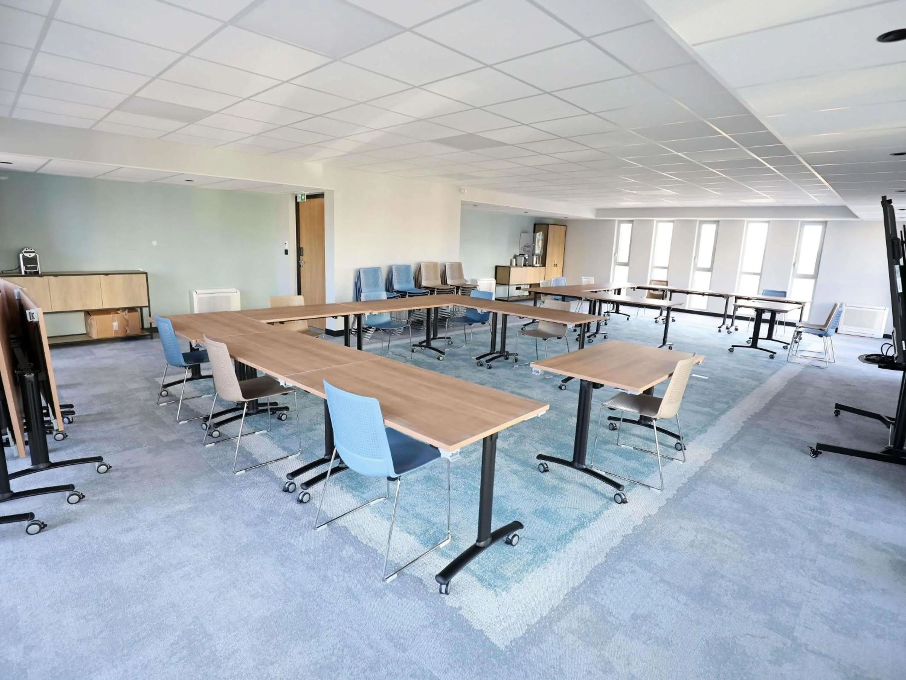 Meeting/conference room in Ibis Bourgoin Jallieu Medipole