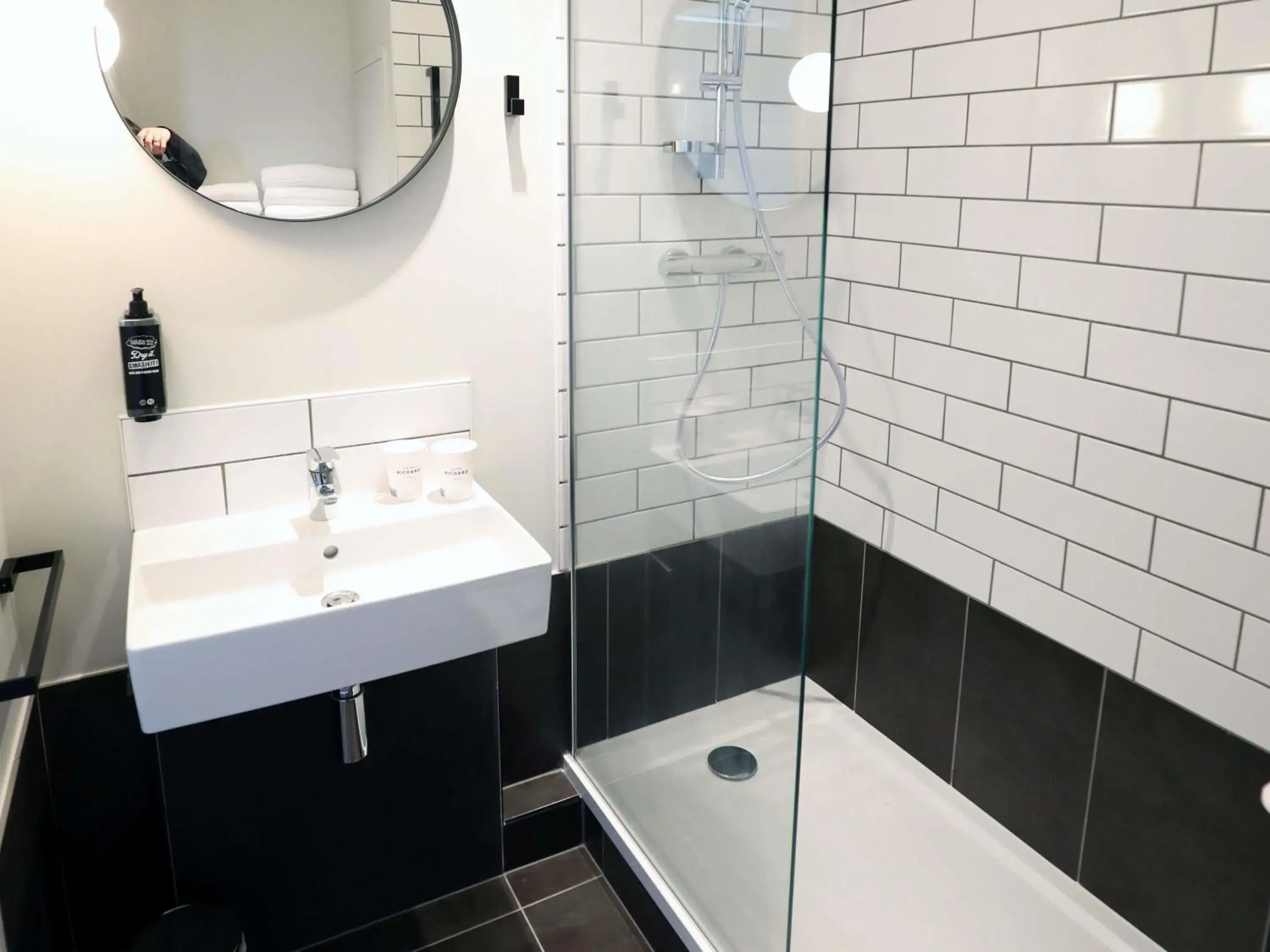 Bedroom in Ibis Bourgoin Jallieu Medipole Bedroom in Ibis Bourgoin Jallieu Medipole