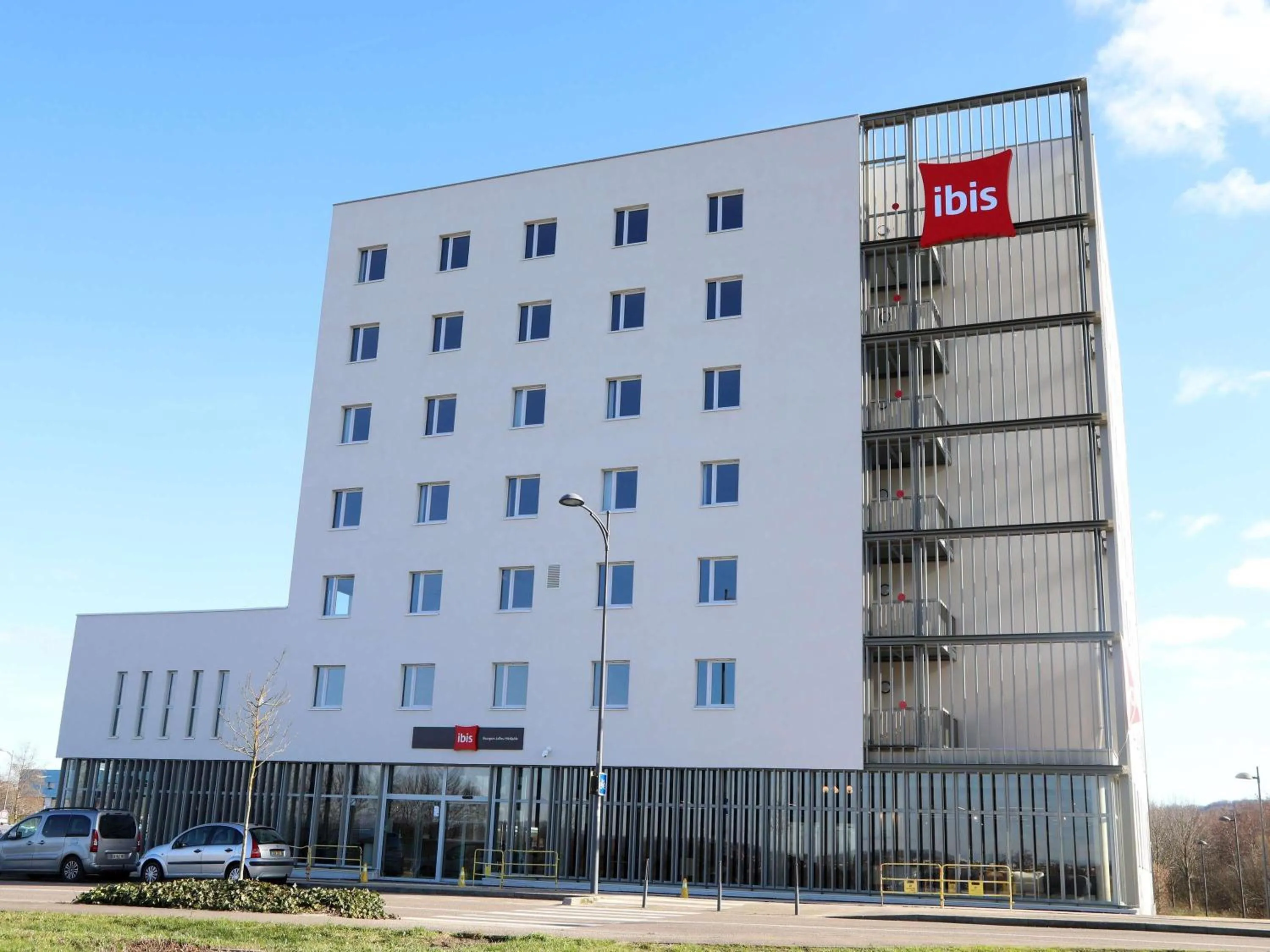 Property building in Ibis Bourgoin Jallieu Medipole