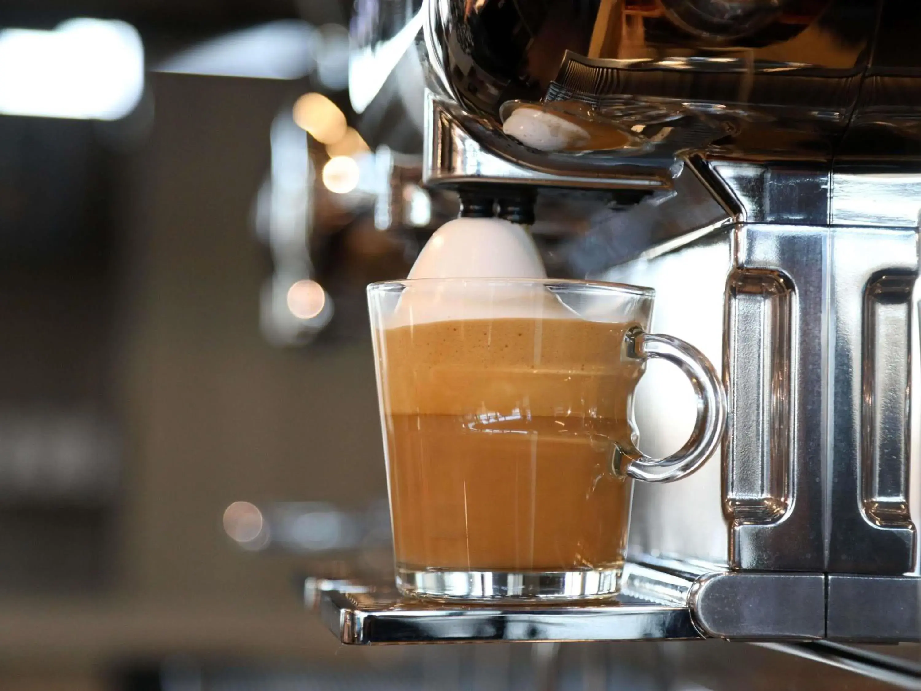 Lounge or bar in Ibis Bourgoin Jallieu Medipole Lounge or bar in Ibis Bourgoin Jallieu Medipole