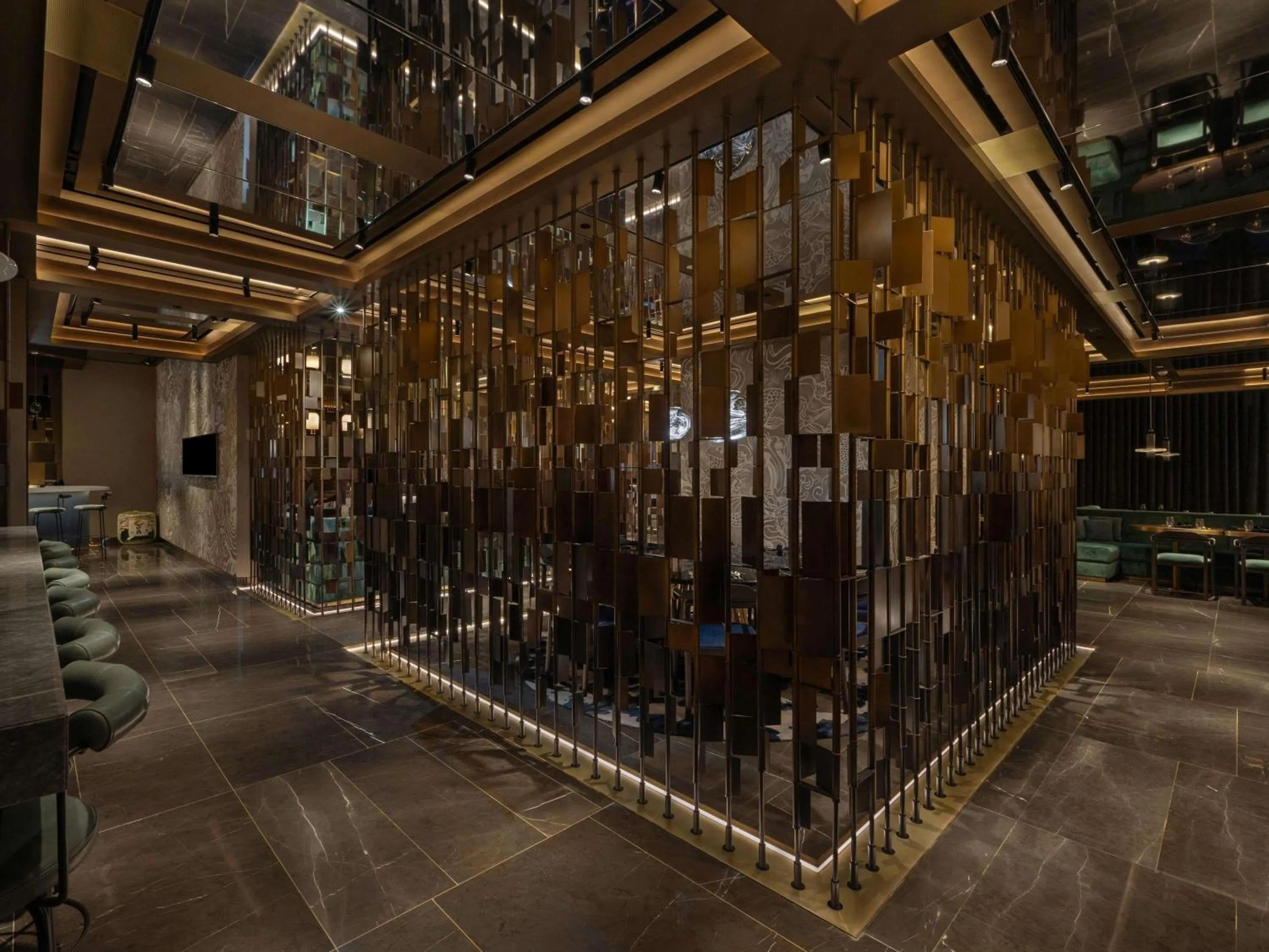 Restaurant/places to eat in SO/ Uptown Dubai