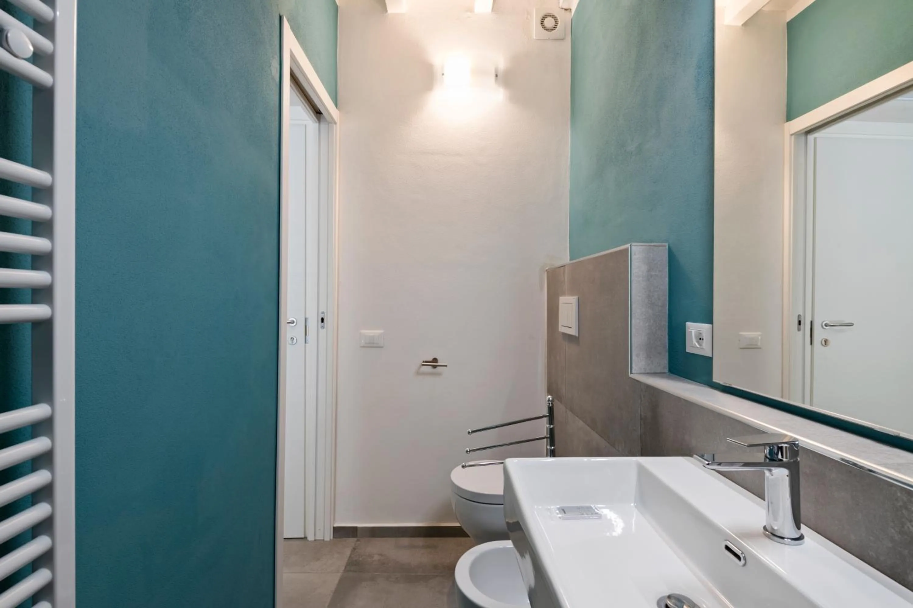 Shower in La Loggia della Signoria Charming Loft