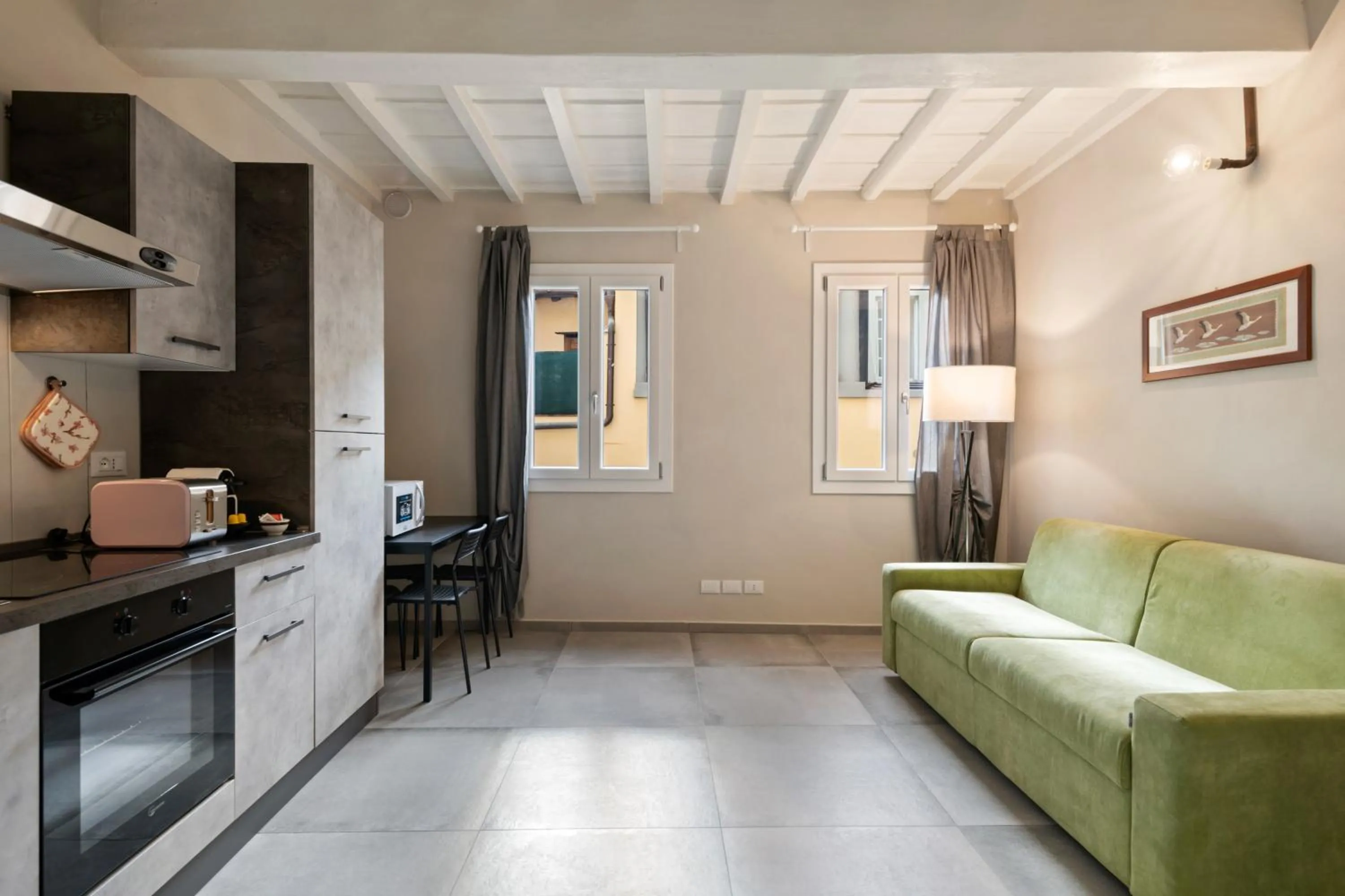 TV and multimedia in La Loggia della Signoria Charming Loft