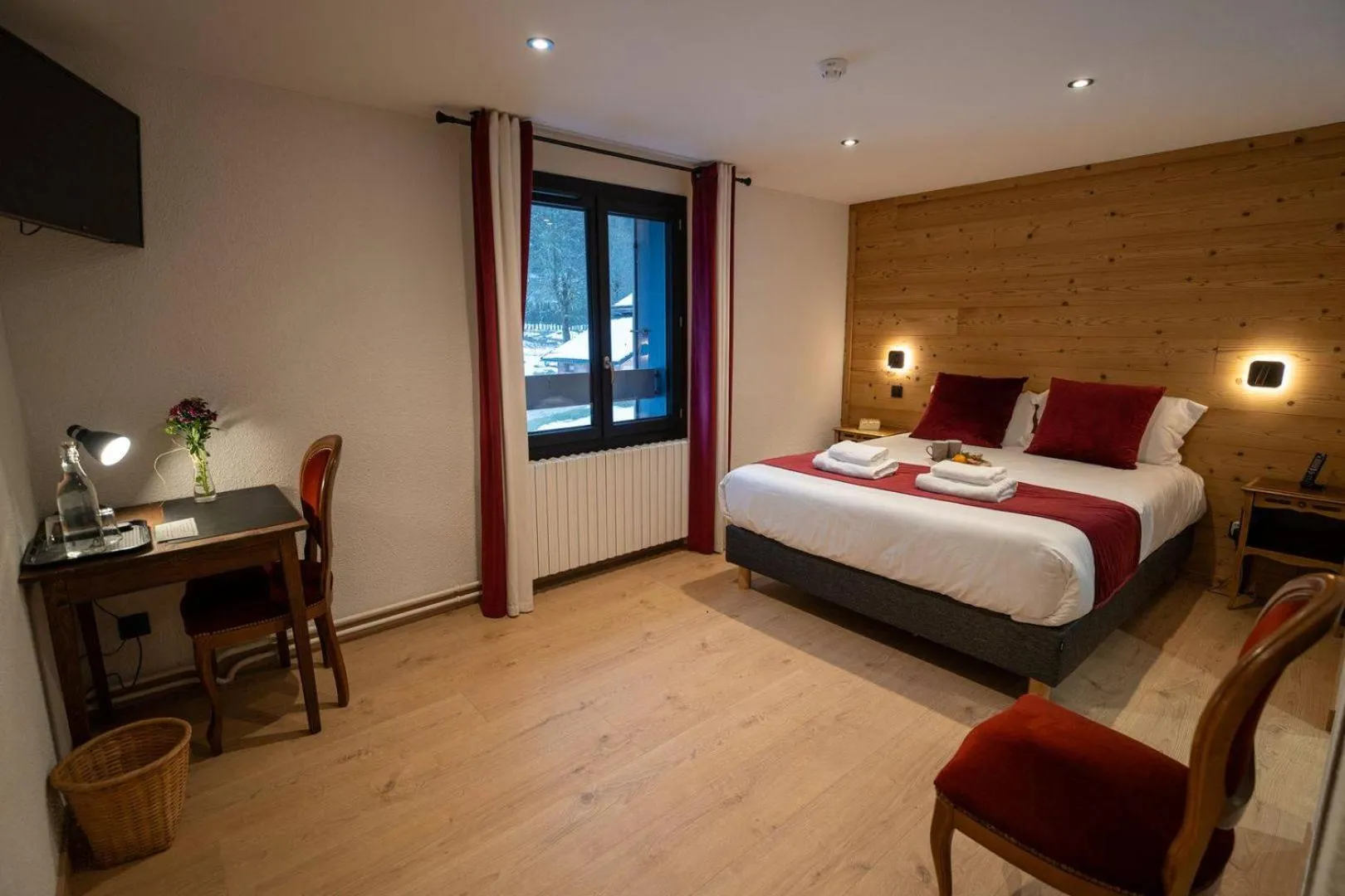 Bed in Hôtel Restaurant Le Madame