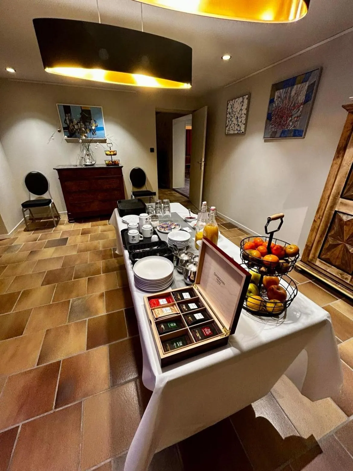 Breakfast in Hôtel Restaurant Le Madame