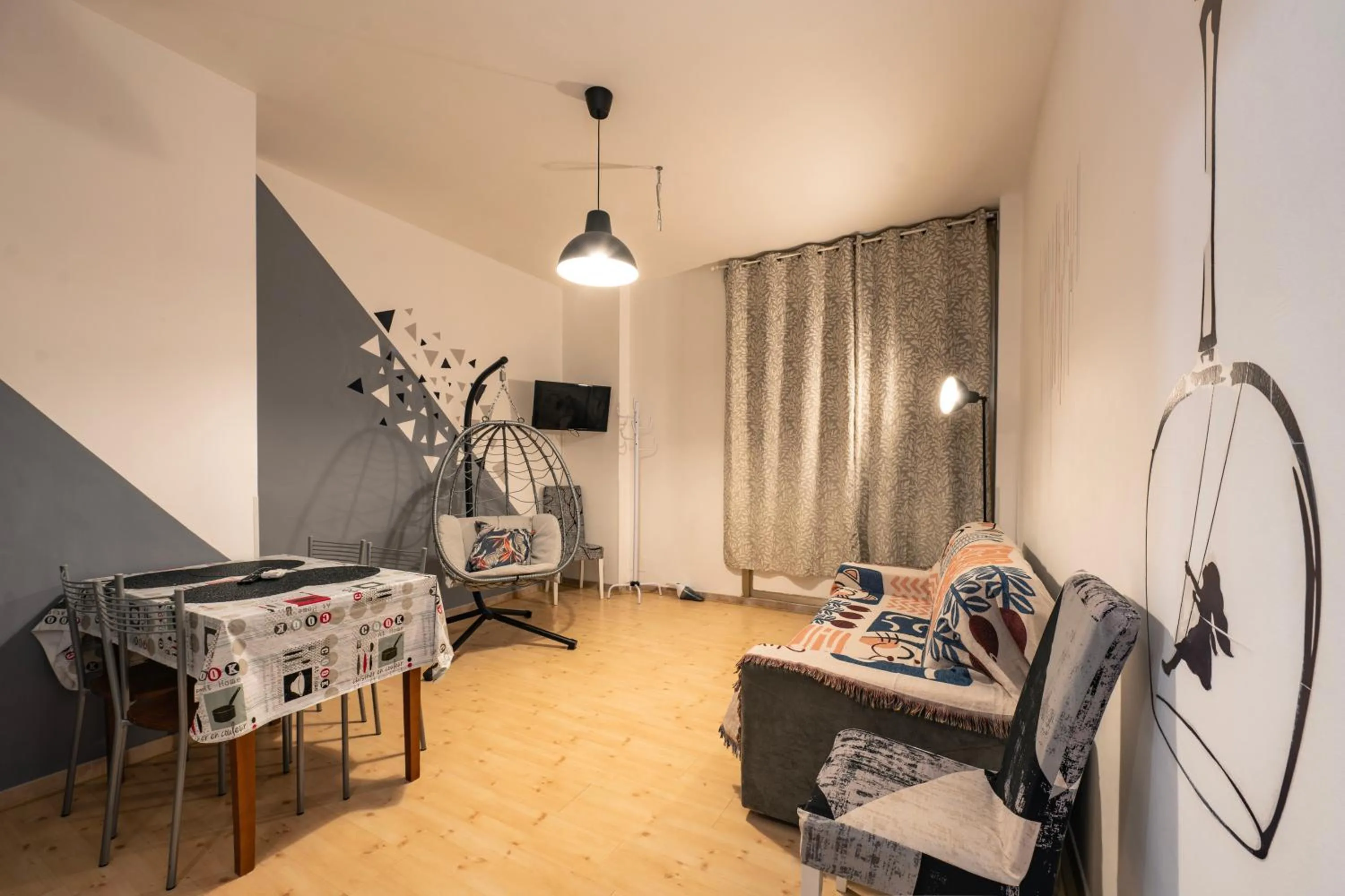 TV and multimedia in Mia House Roma