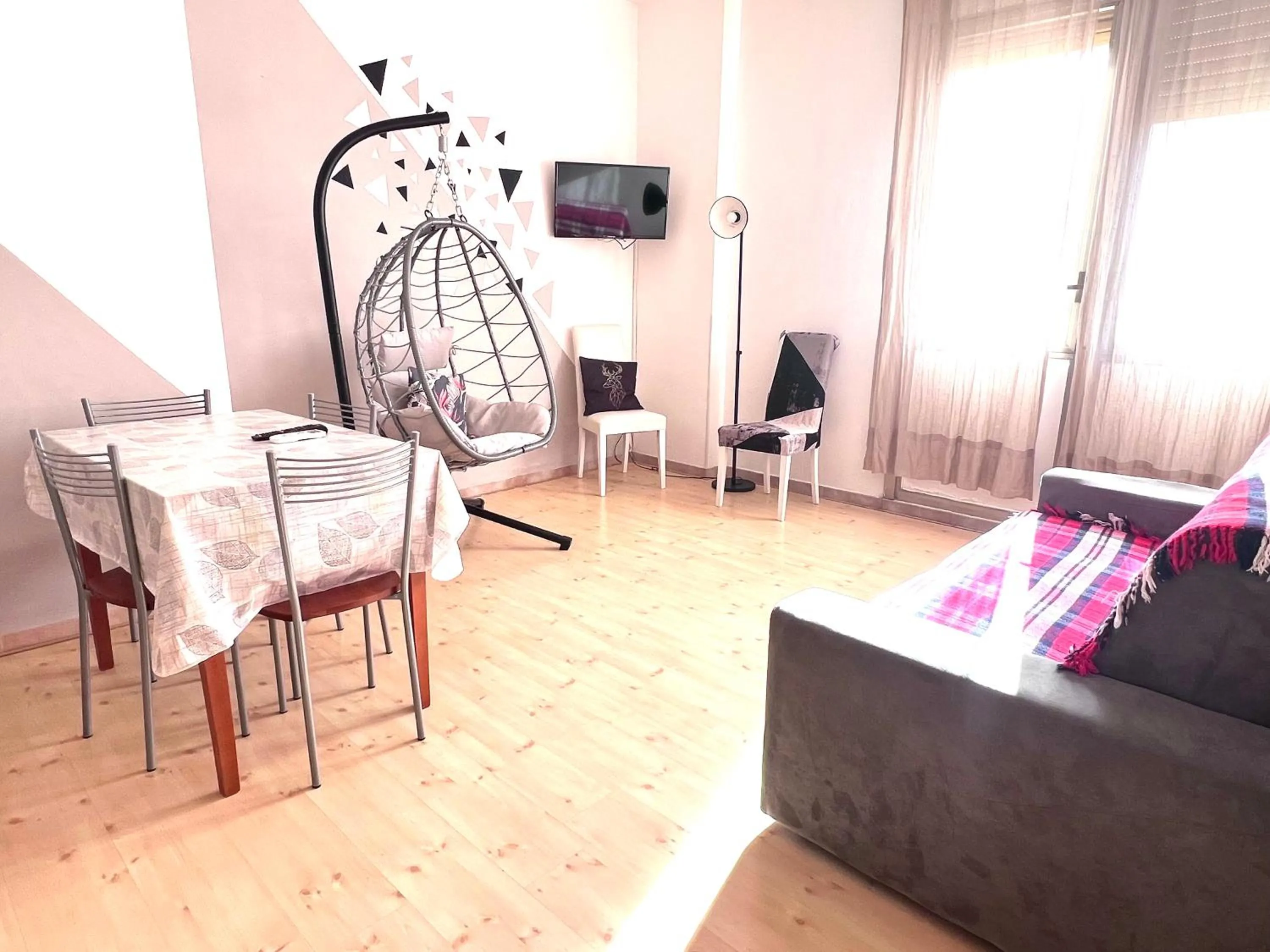 TV and multimedia in Mia House Roma