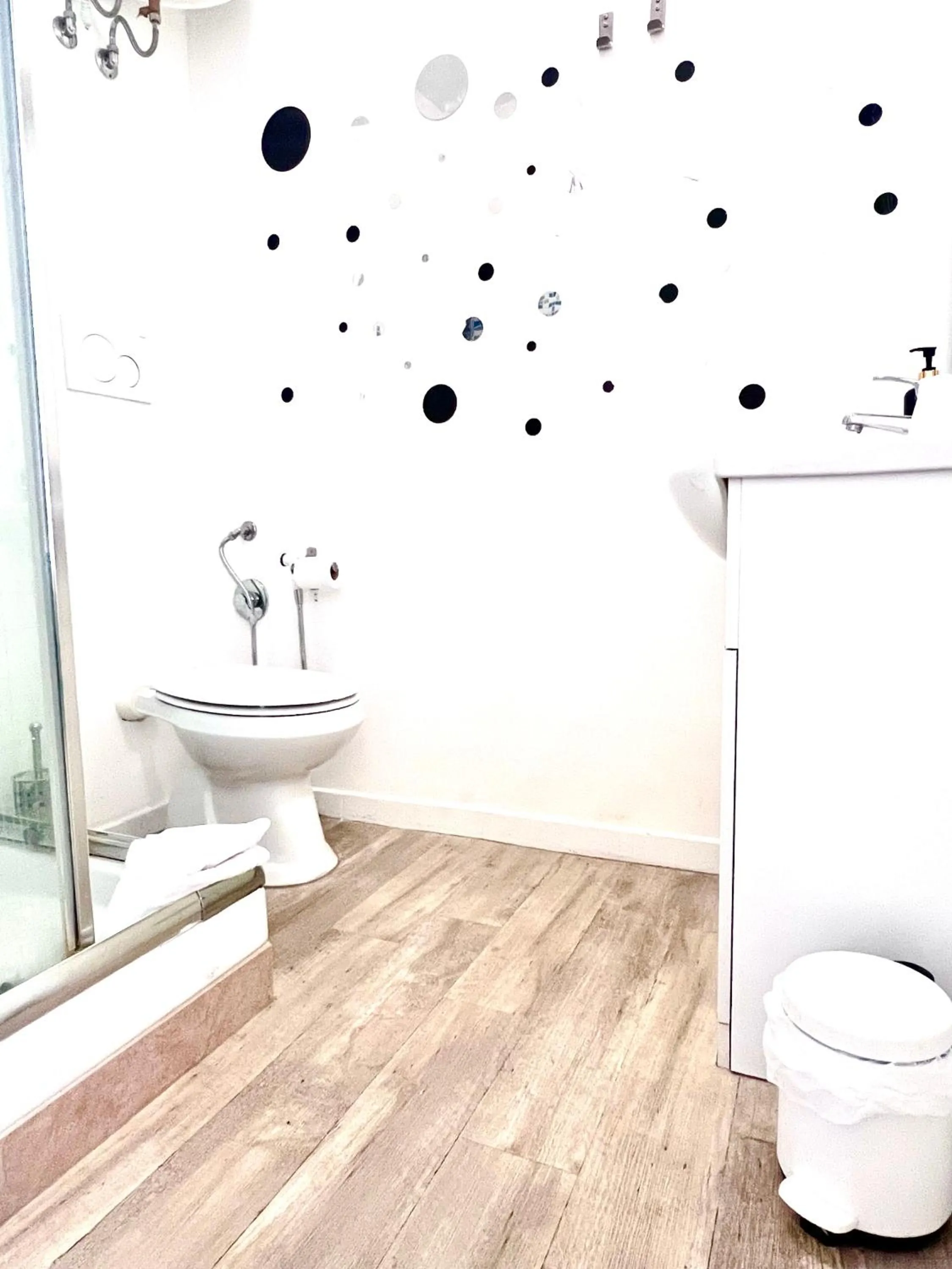 Shower in Mia House Roma