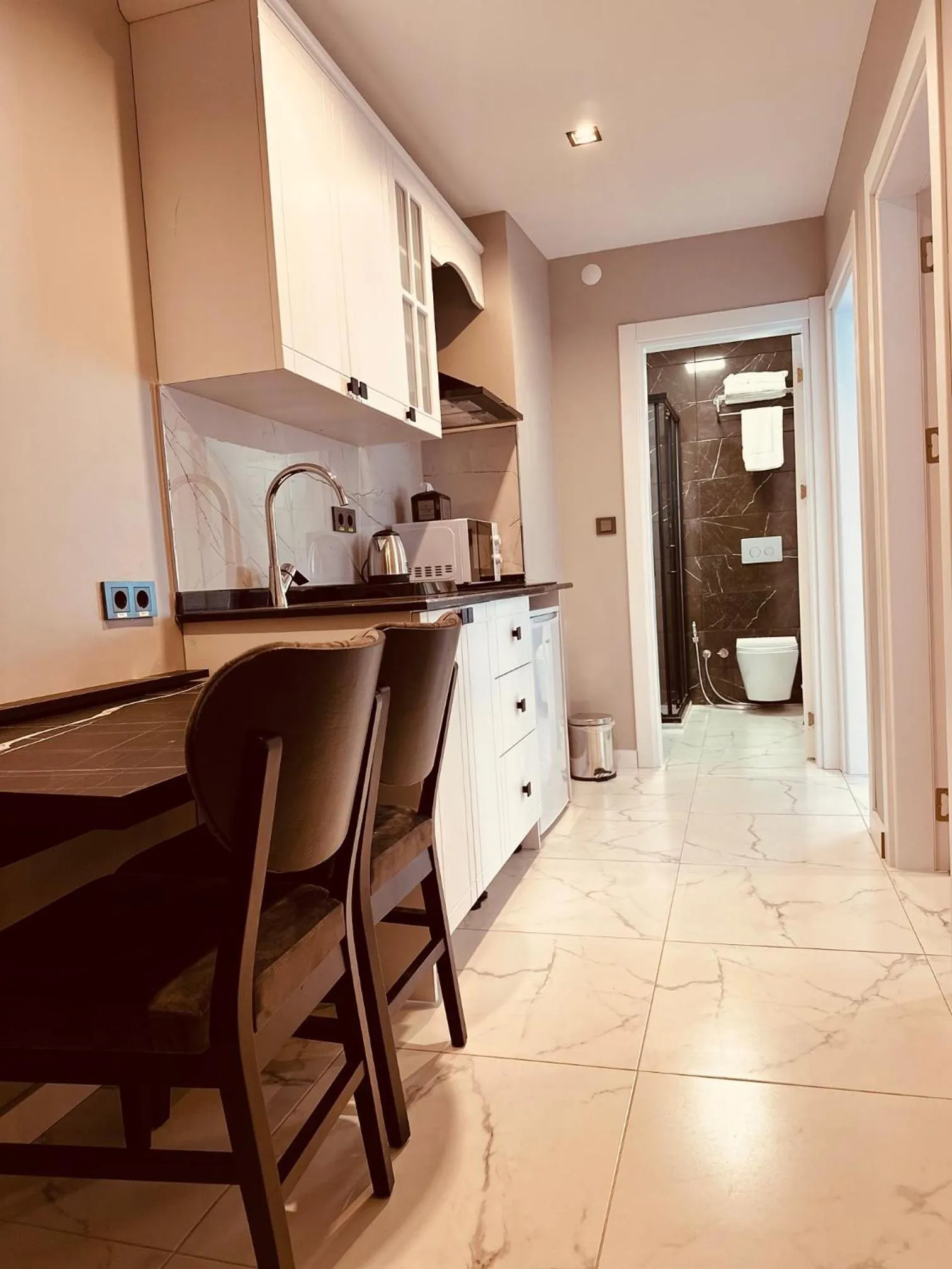 Kitchen or kitchenette in Golden Inn Airport - TRABZON