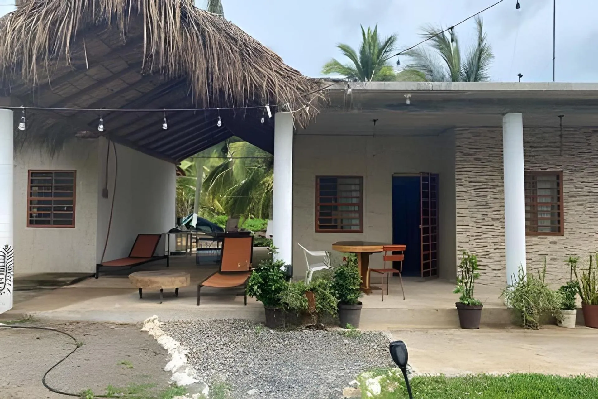 Casa Las Palmas Playa La Saladita