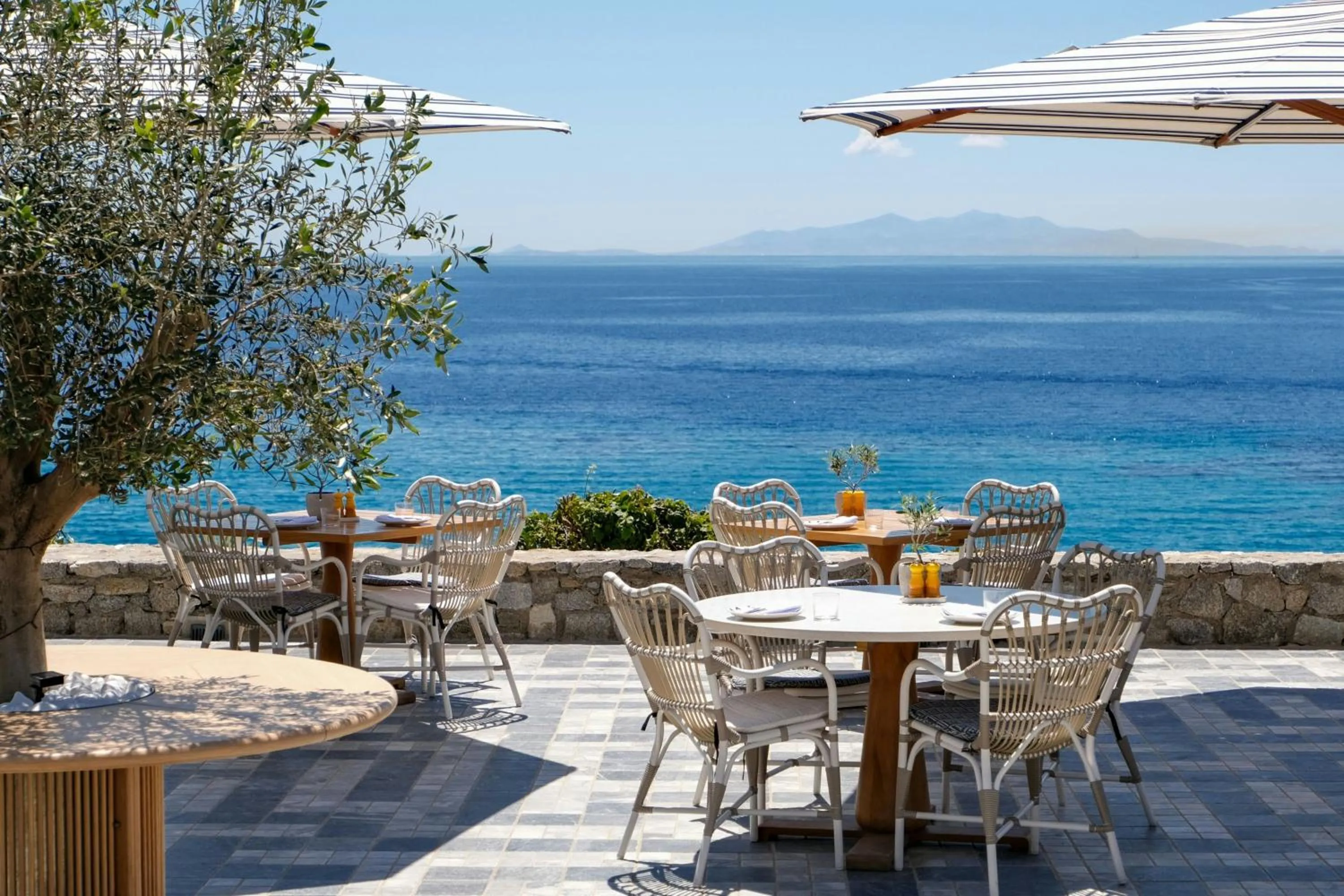 Restaurant/places to eat in Santa Marina, A Luxury Collection Resort, Mykonos
