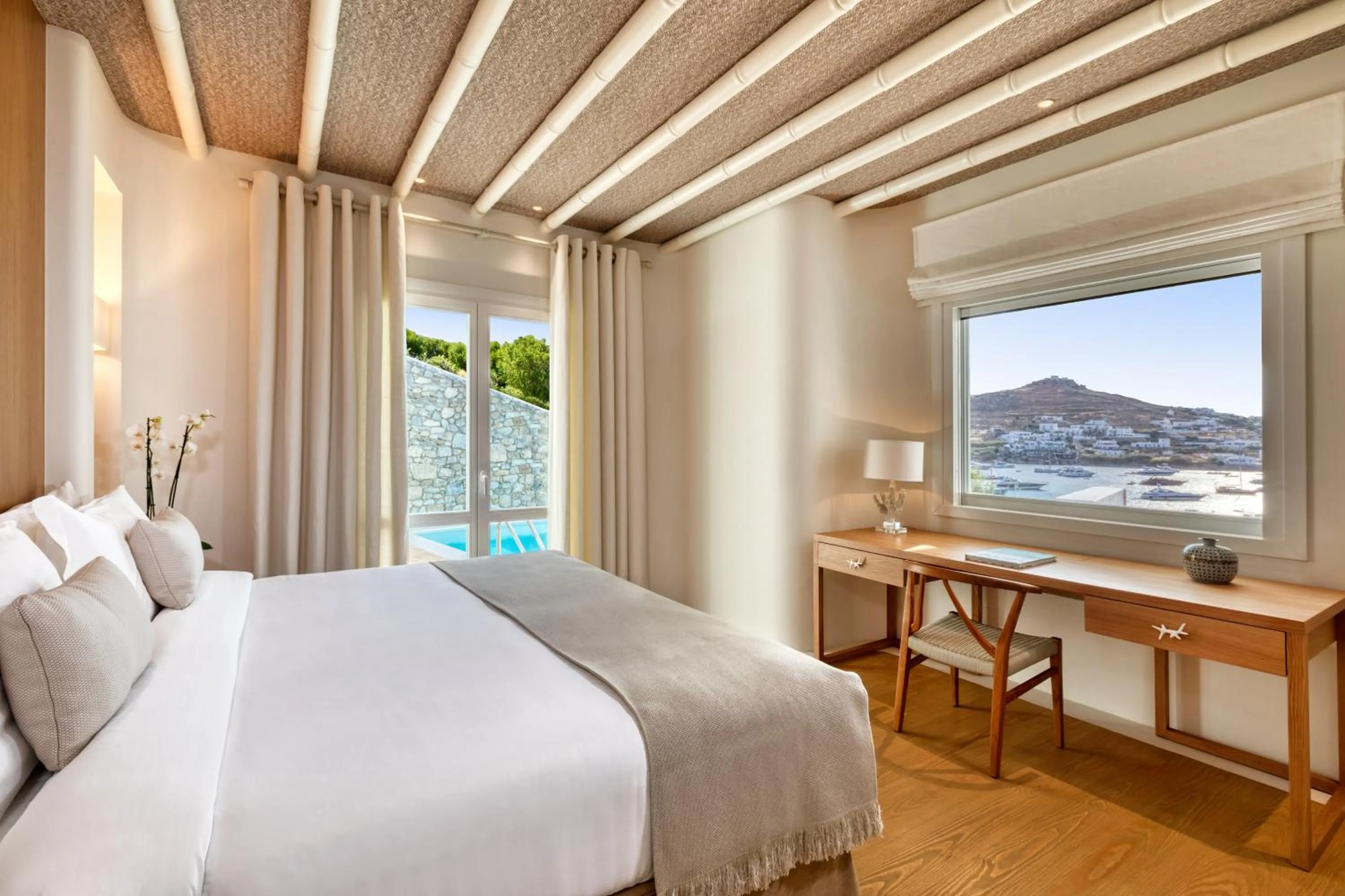 Bedroom, Bed in Santa Marina, A Luxury Collection Resort, Mykonos
