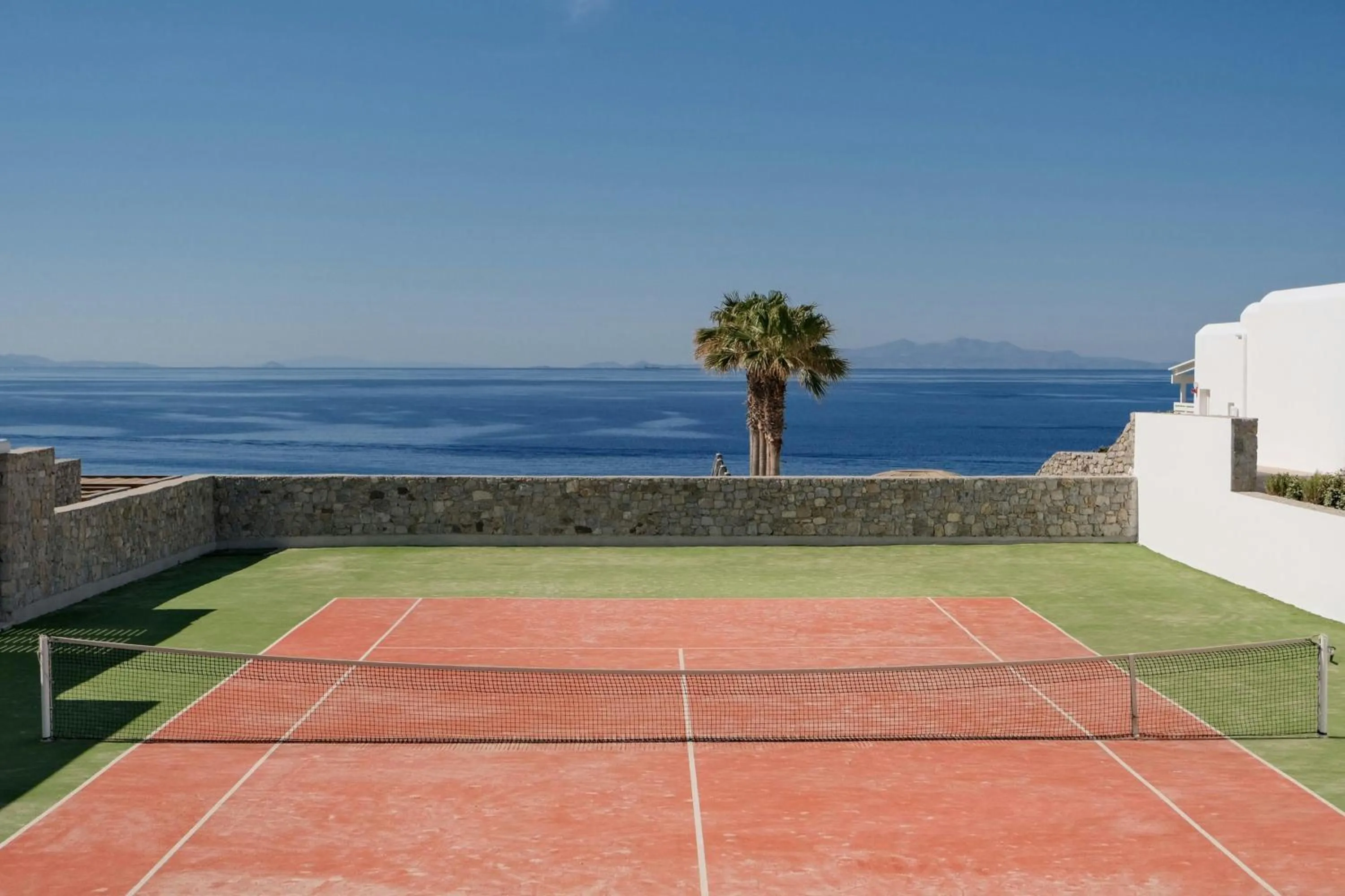 Tennis court in Santa Marina, A Luxury Collection Resort, Mykonos