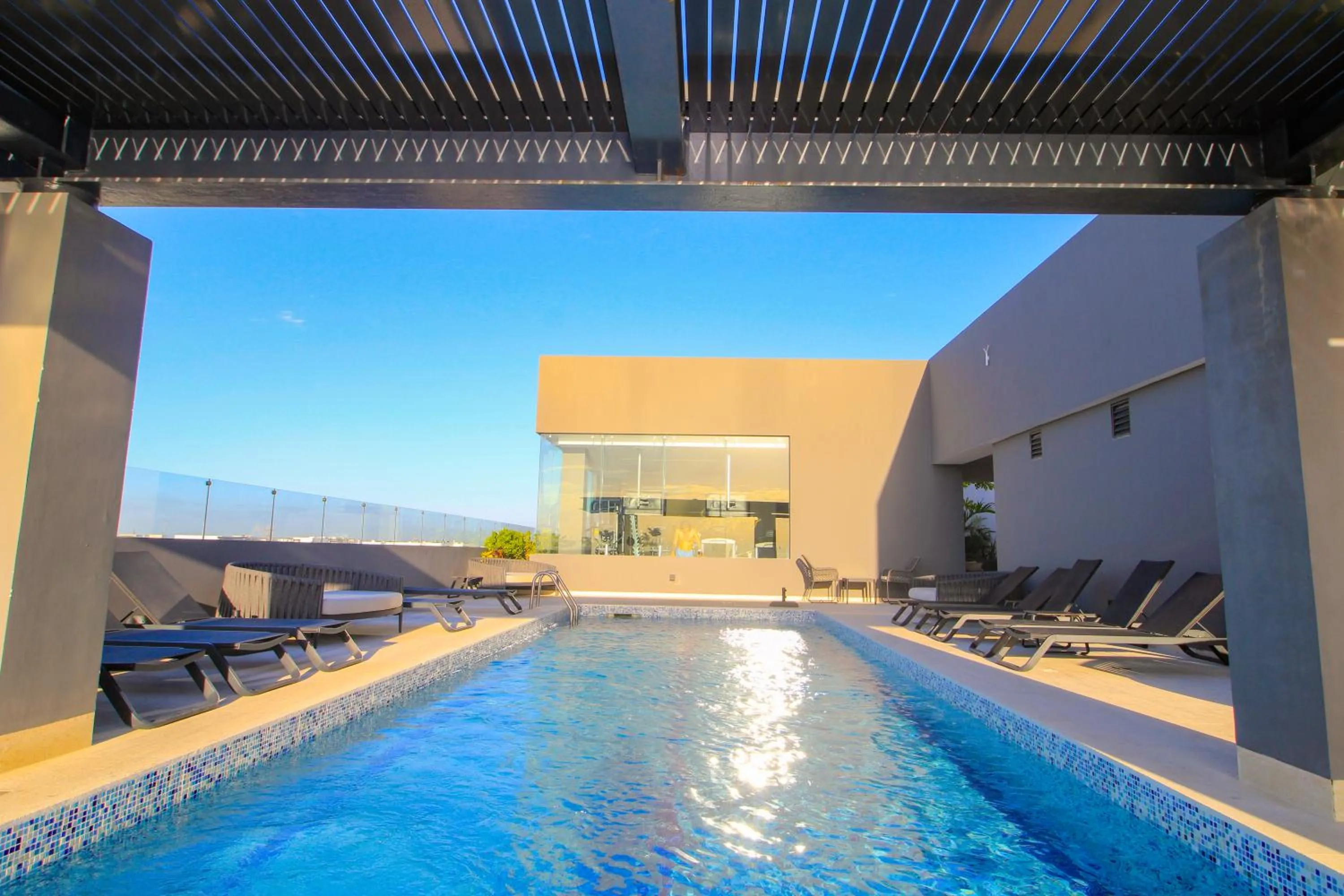 Fitness centre/facilities in Singular Dream Vacation Rentals