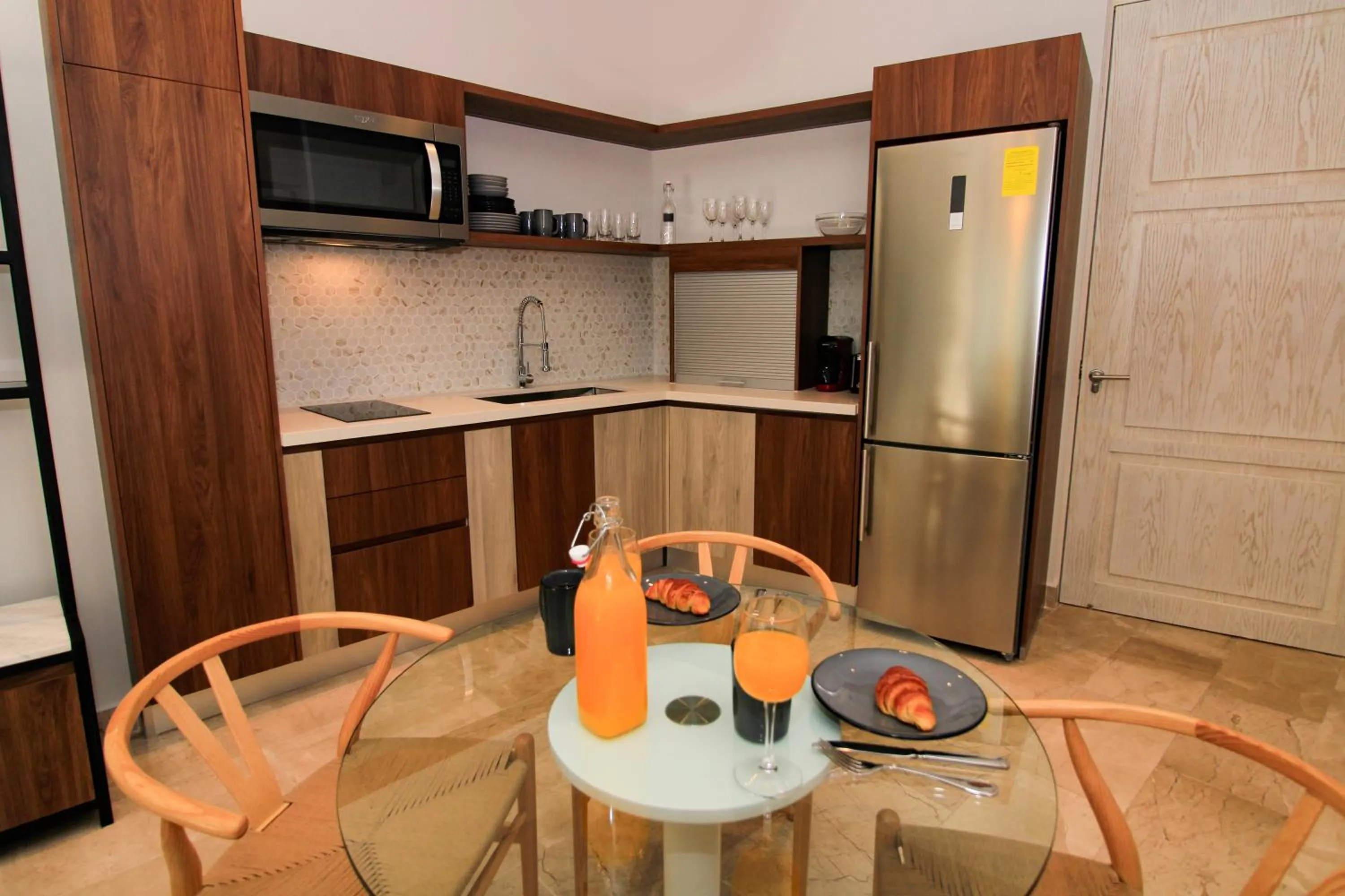 Kitchen or kitchenette in Singular Dream Vacation Rentals