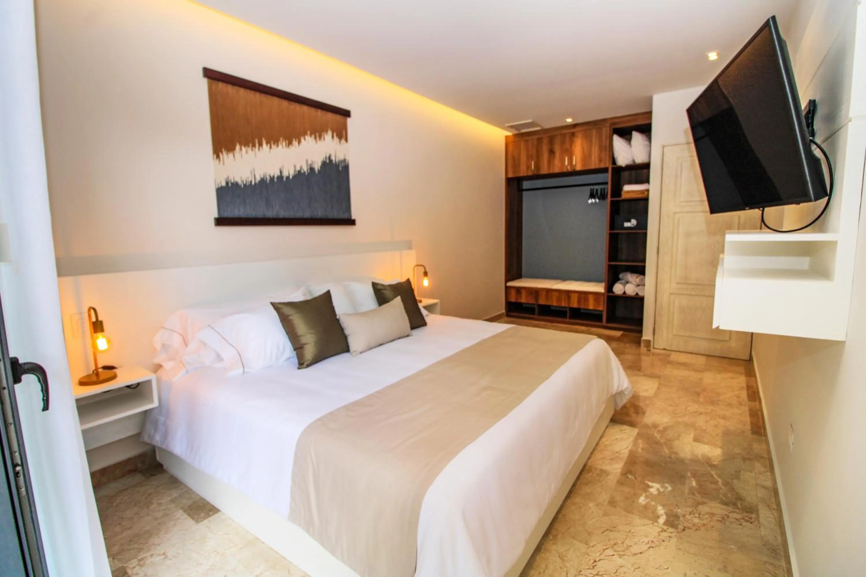 Bedroom, Bed in Singular Dream Vacation Rentals