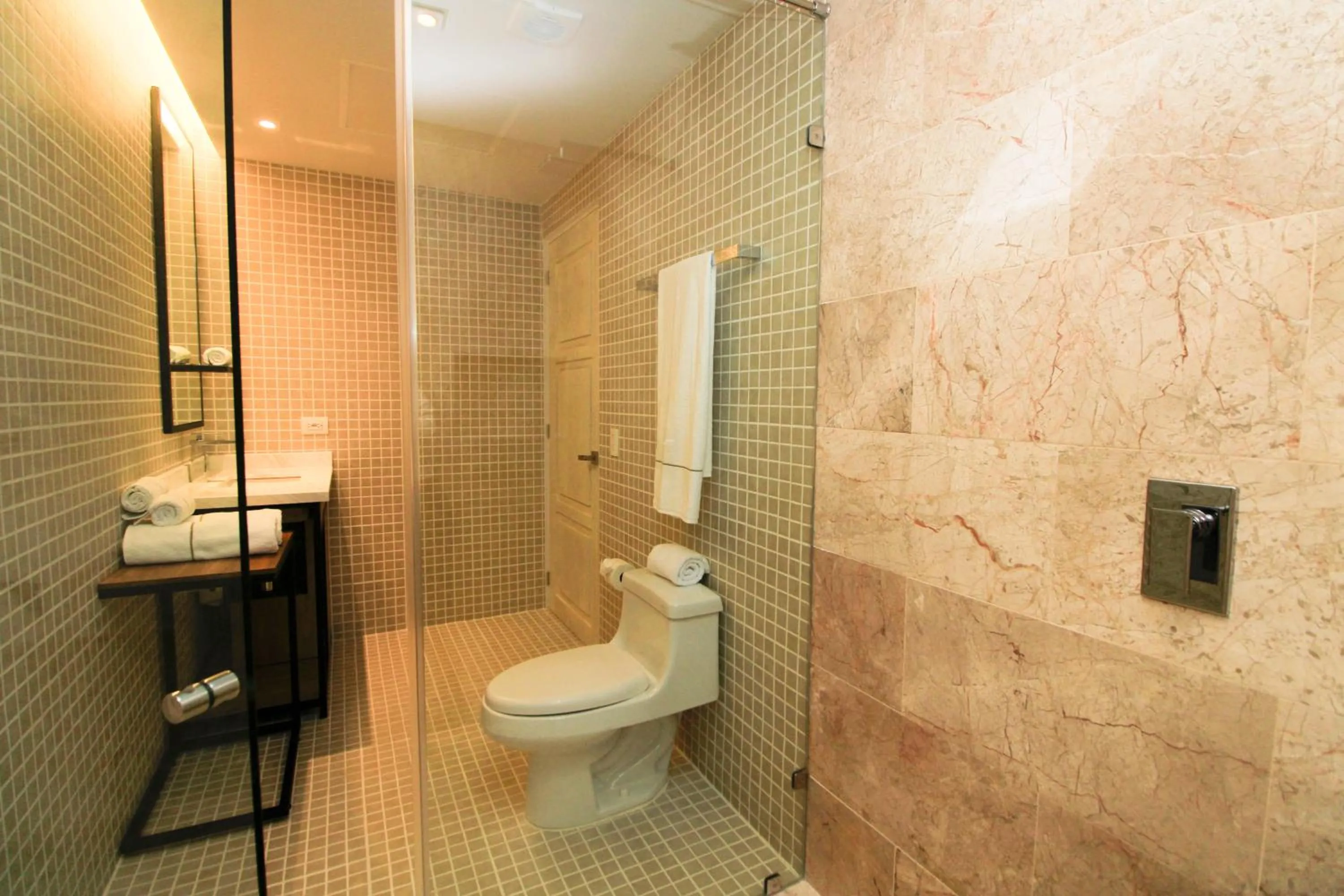 Bathroom in Singular Dream Vacation Rentals